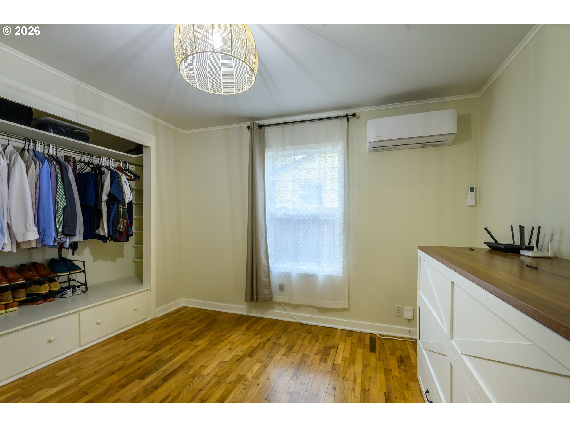 1835 City View St Property Photo 9