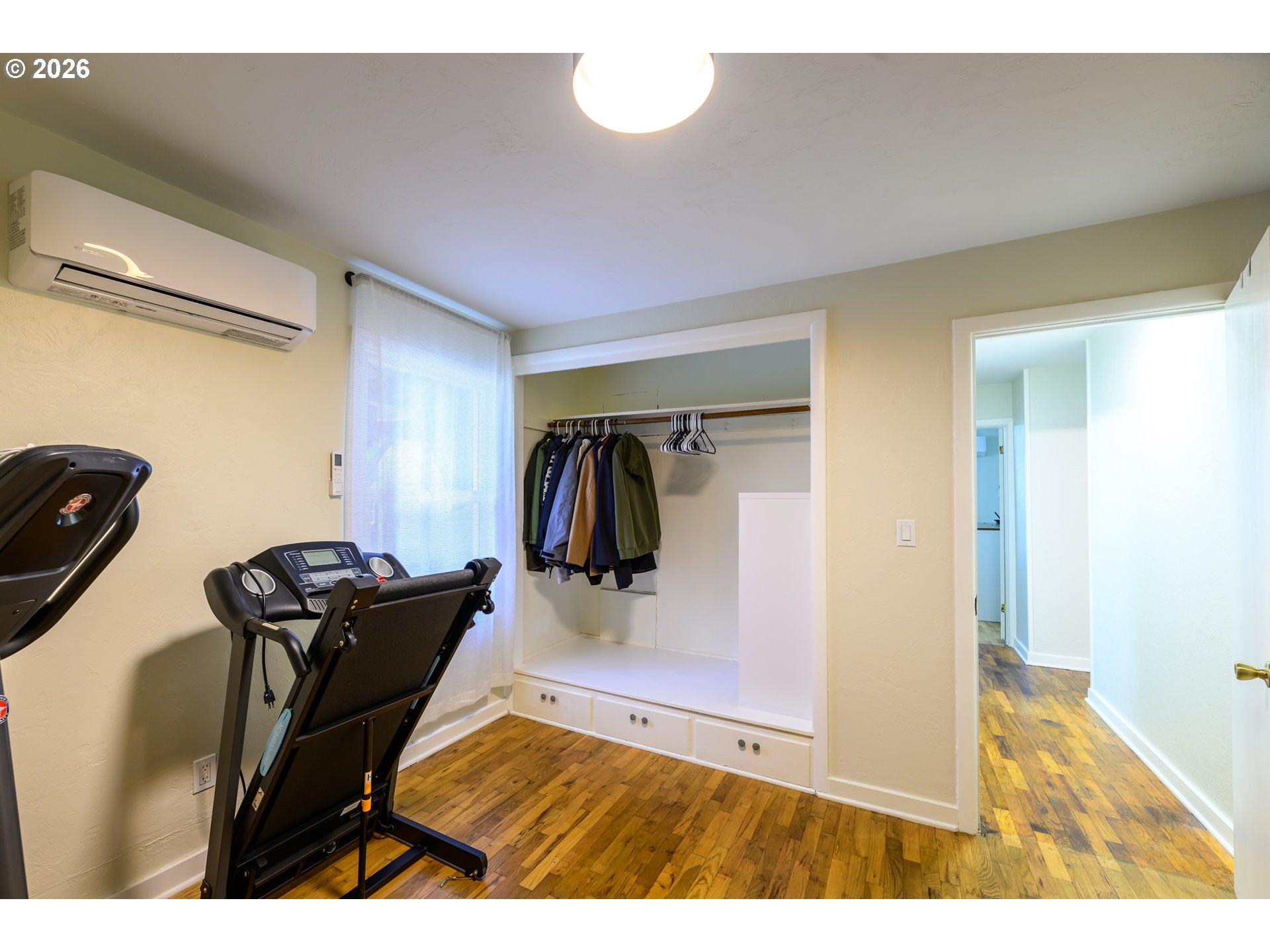 1835 City View St Property Photo 13