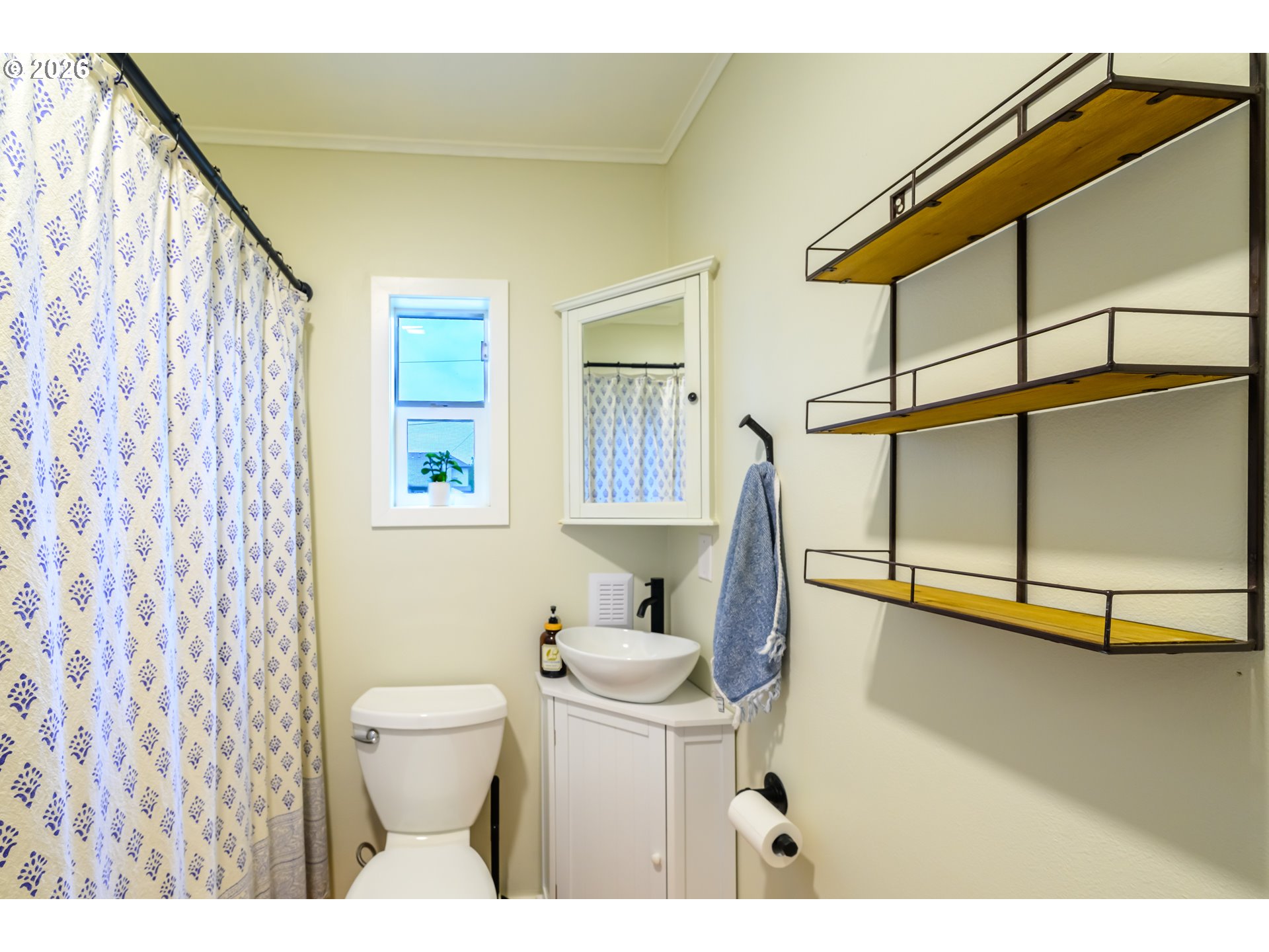 1835 City View St Property Photo 22