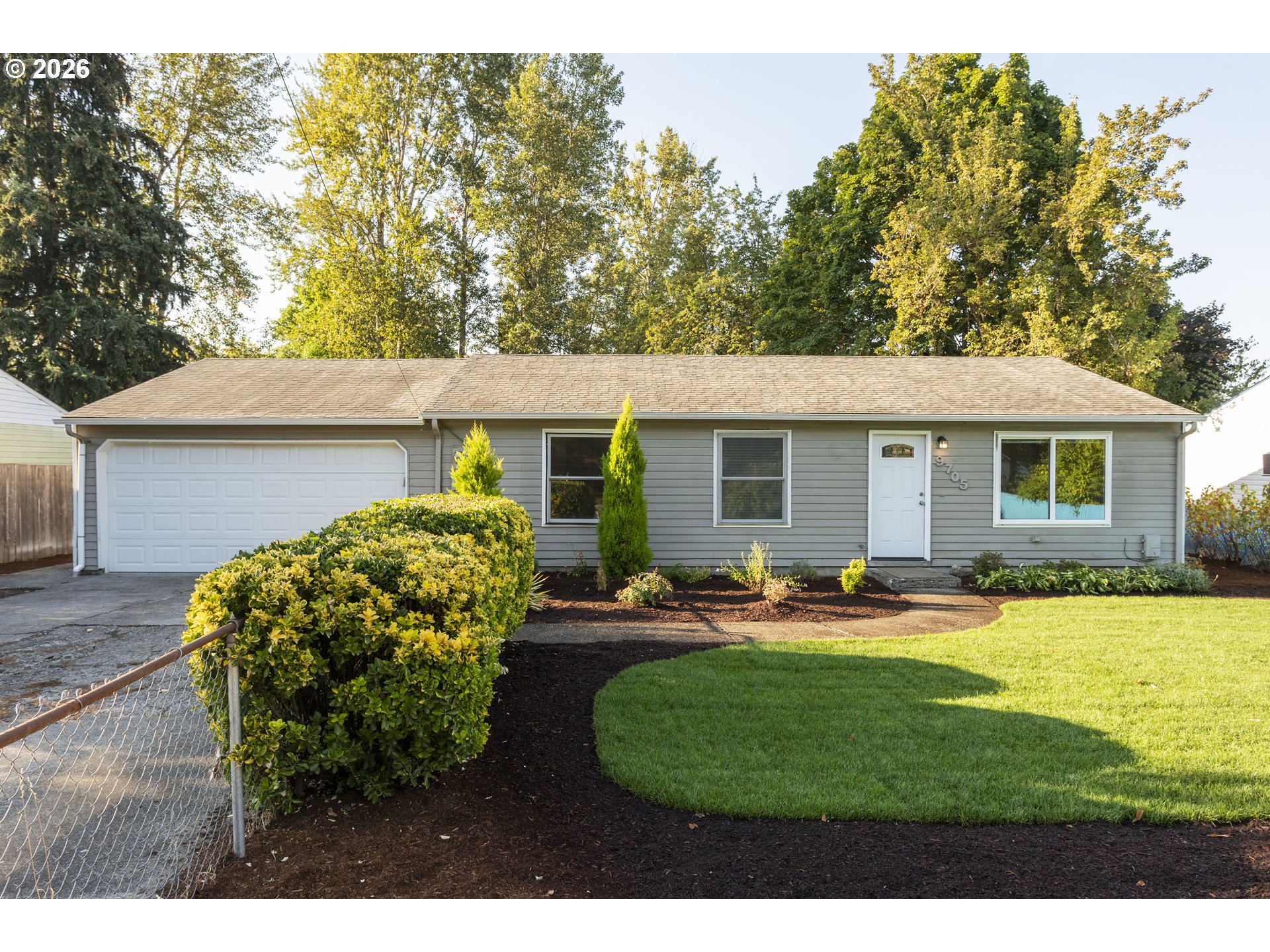 9705 NE BURTON RD Property Photo 1