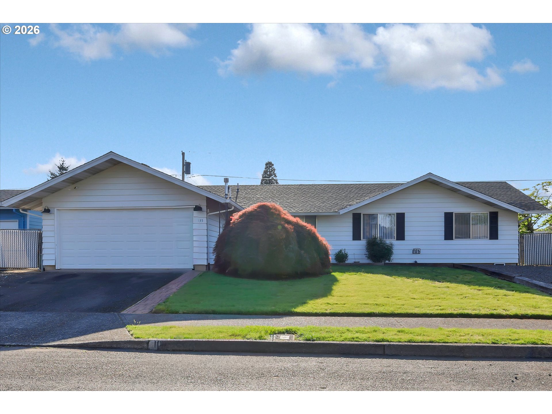 1035 Se 225th Ave Property Photo 1