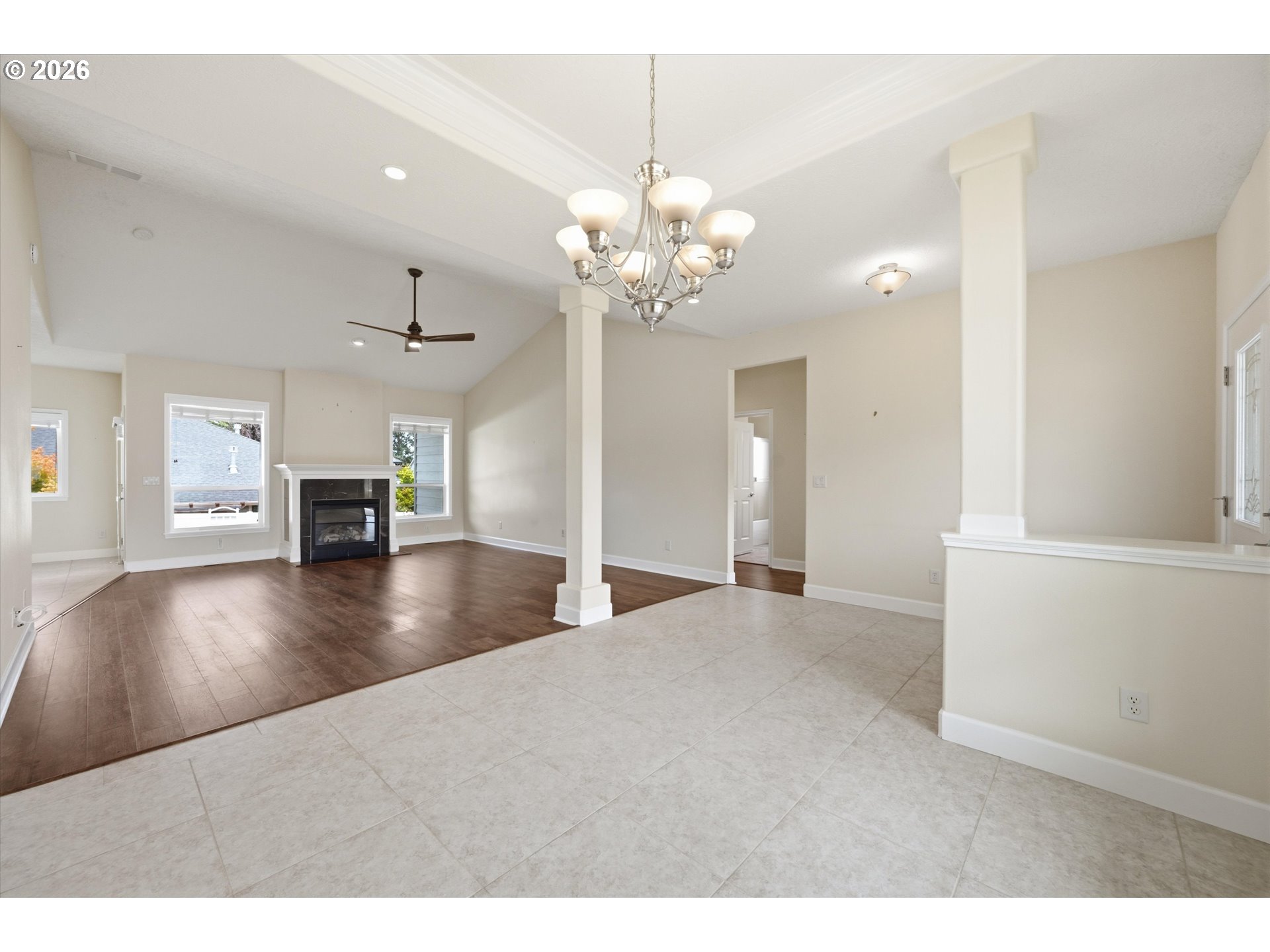 338 Nw Ivy Ave Property Photo 6