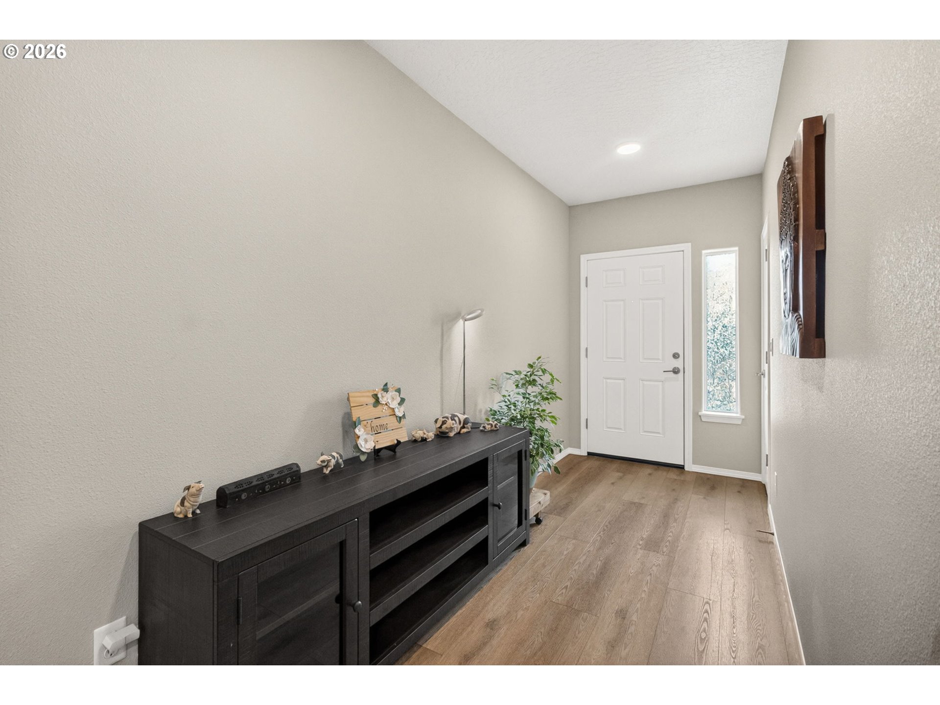 5088 Holly St Property Photo 3