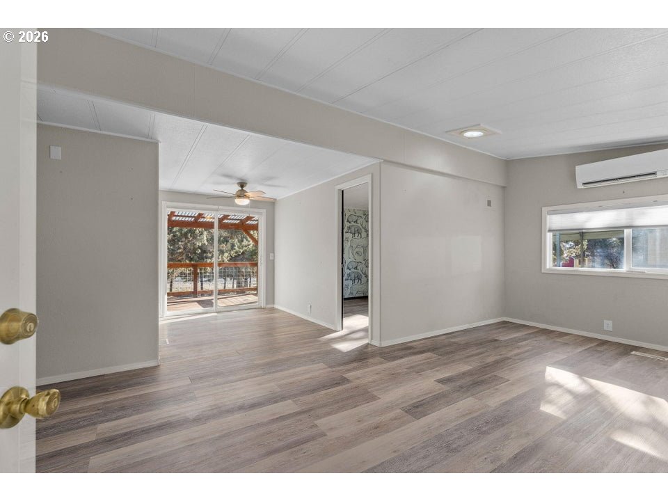 15144 Se Easy St Property Photo 3
