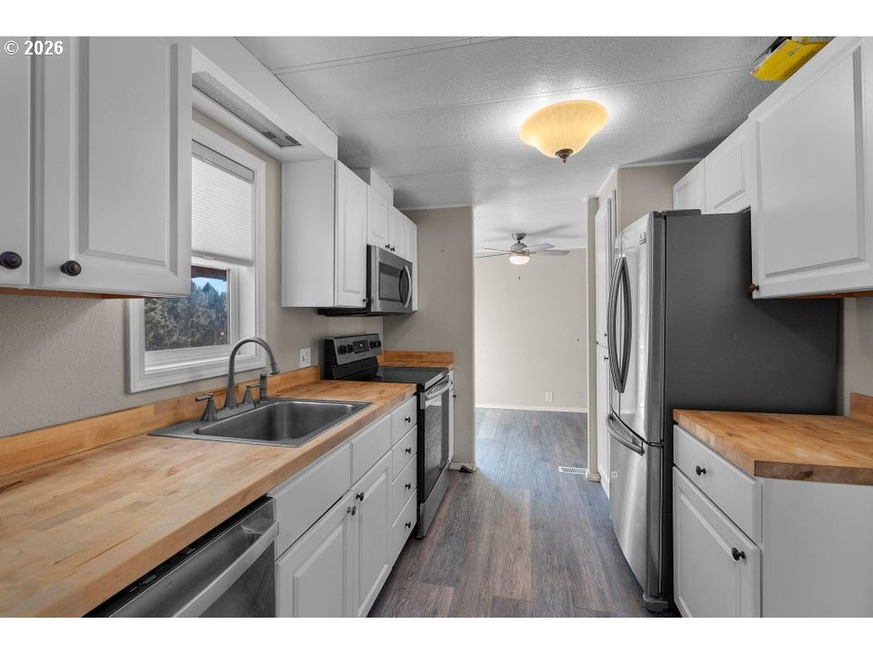 15144 Se Easy St Property Photo 6