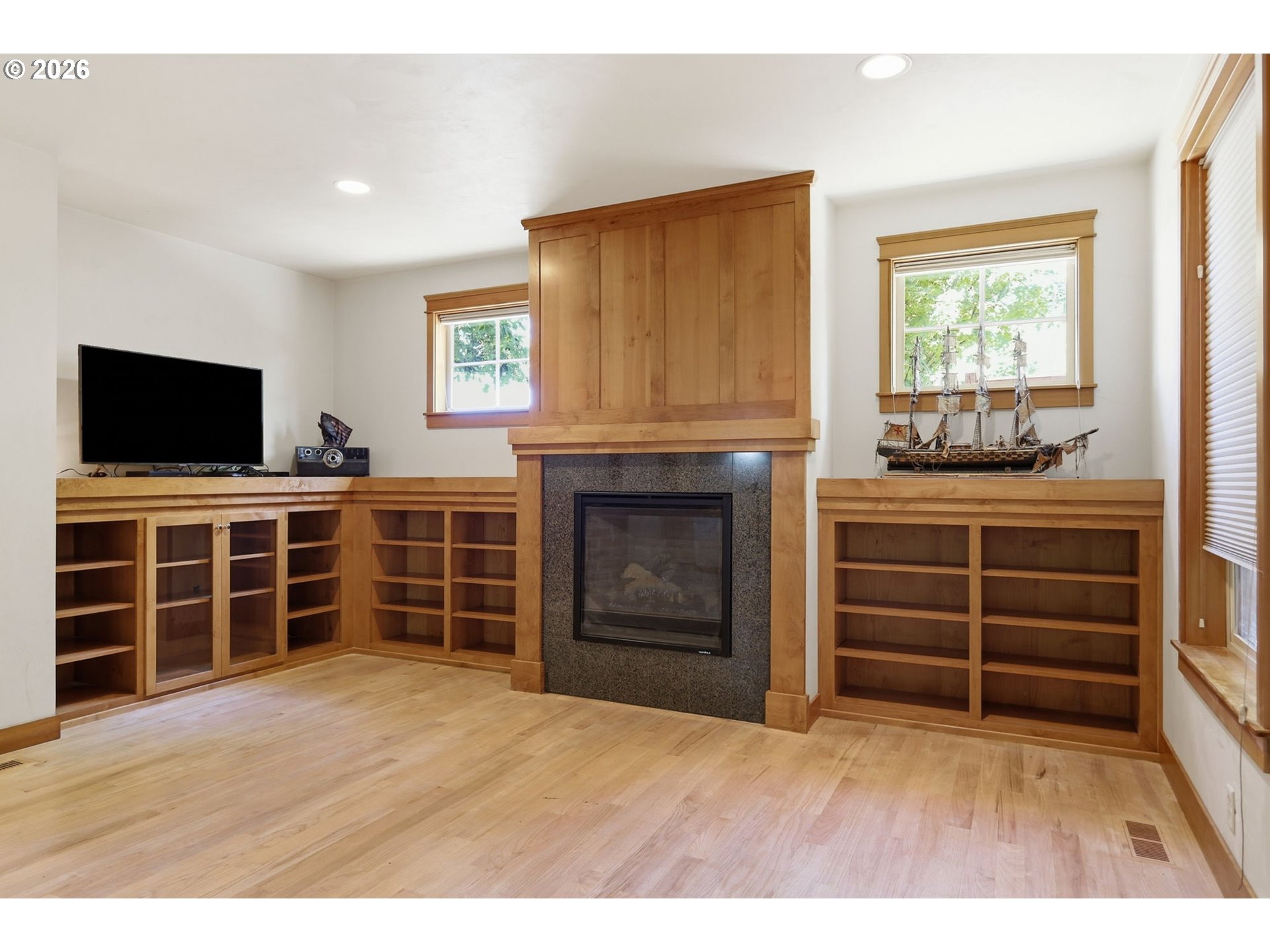 6287 Fernhill Loop Property Photo 7