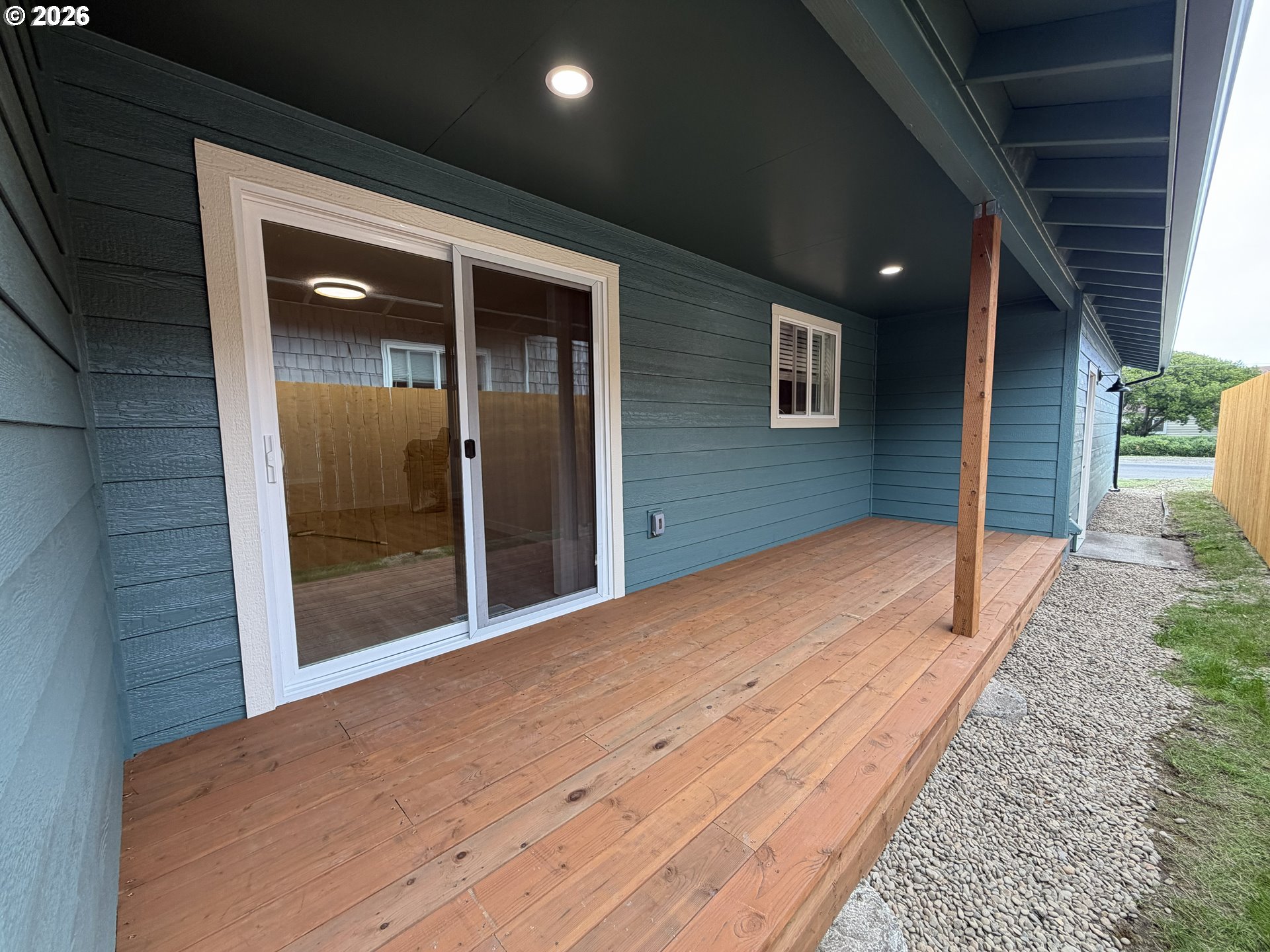 1165 Ne Broadway St Property Photo 25