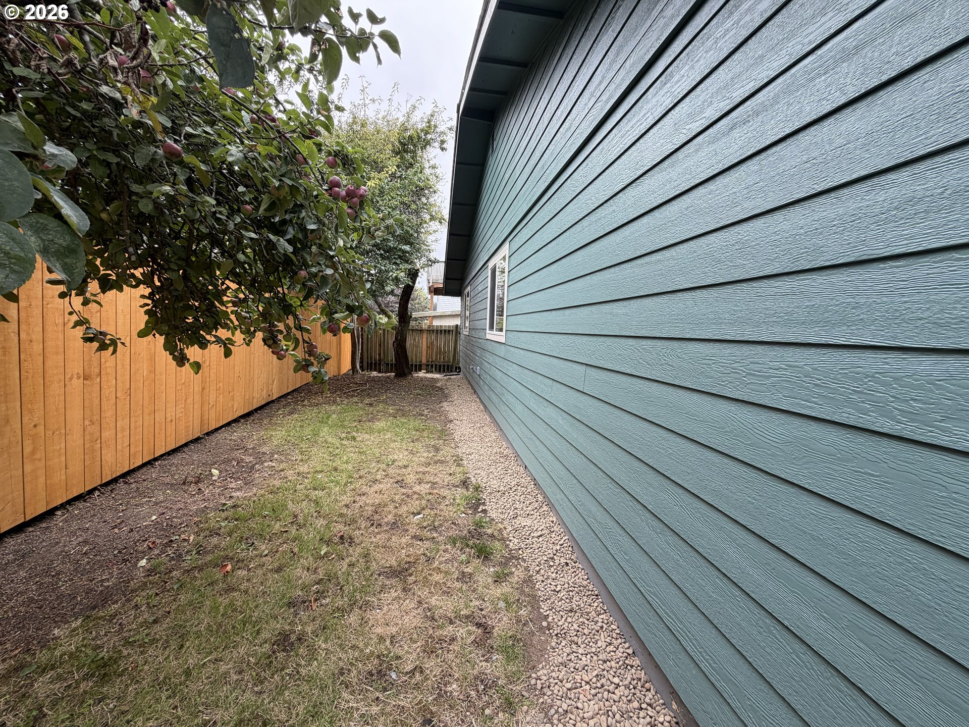 1165 Ne Broadway St Property Photo 26