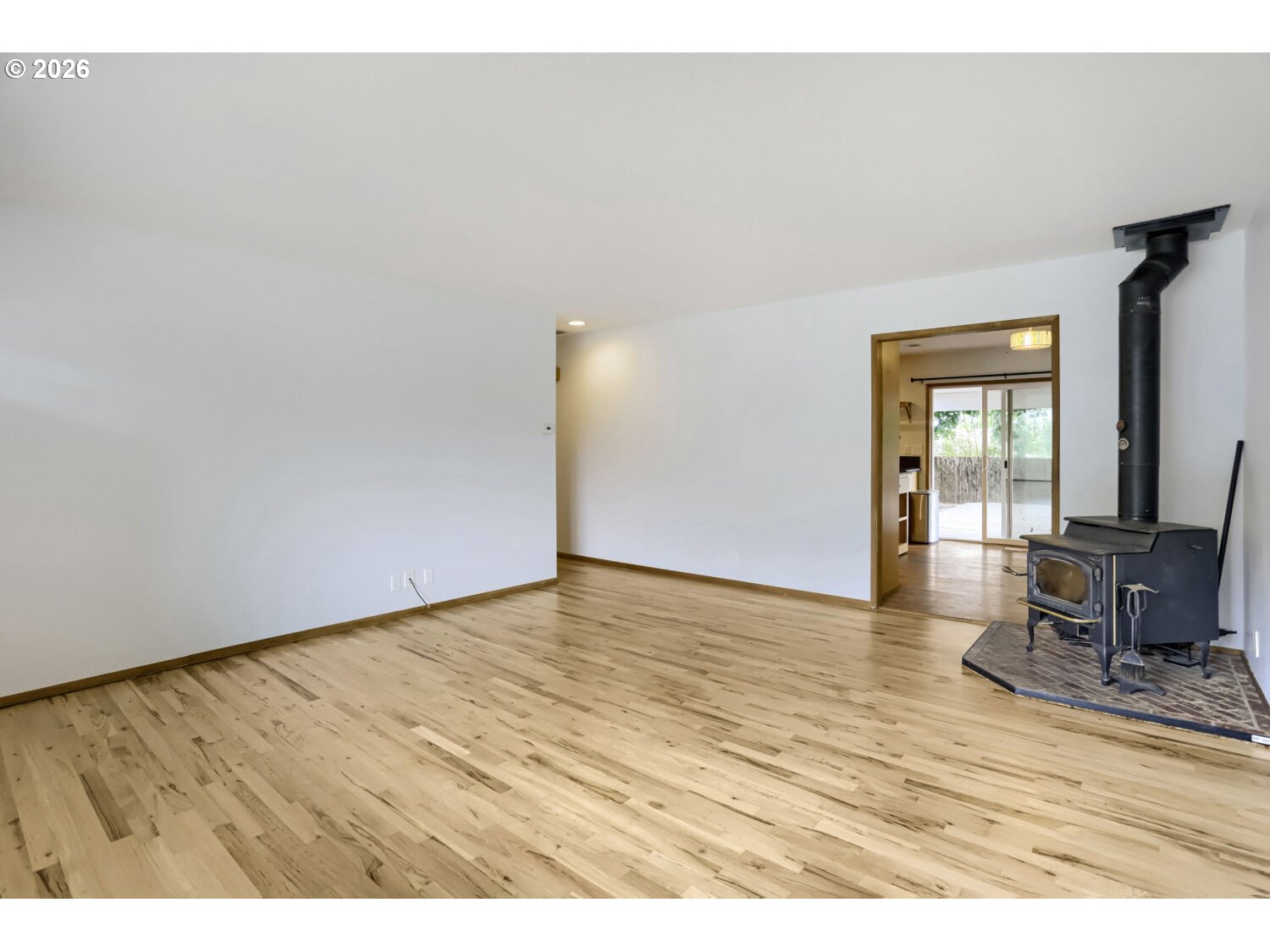 457 Nw Yonia Ct Property Photo 7