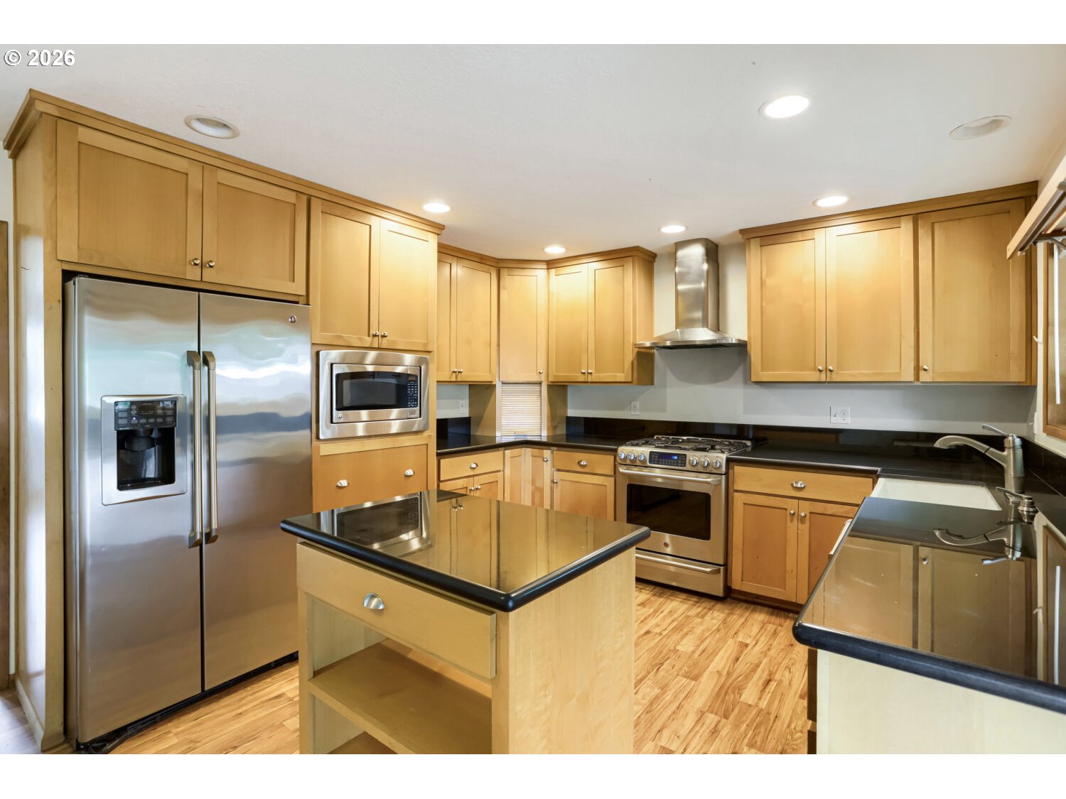 457 Nw Yonia Ct Property Photo 14