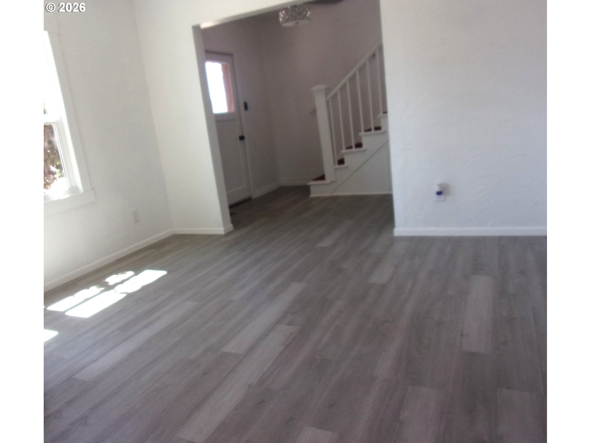 222 W 1st Ave Property Photo 6