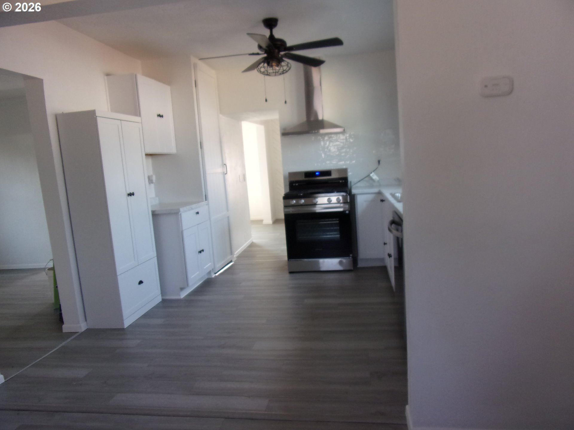 222 W 1st Ave Property Photo 14
