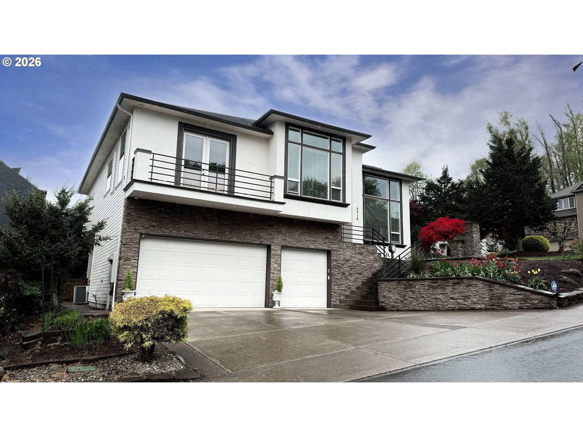 5219 Nw Fernridge Dr Property Photo 2