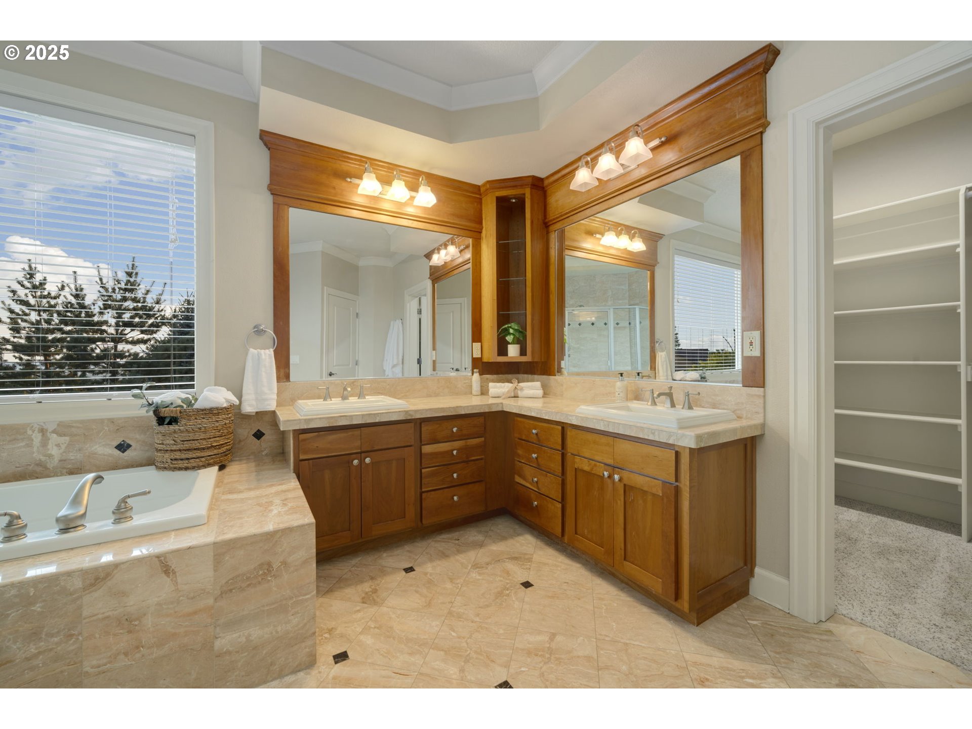 5219 Nw Fernridge Dr Property Photo 23