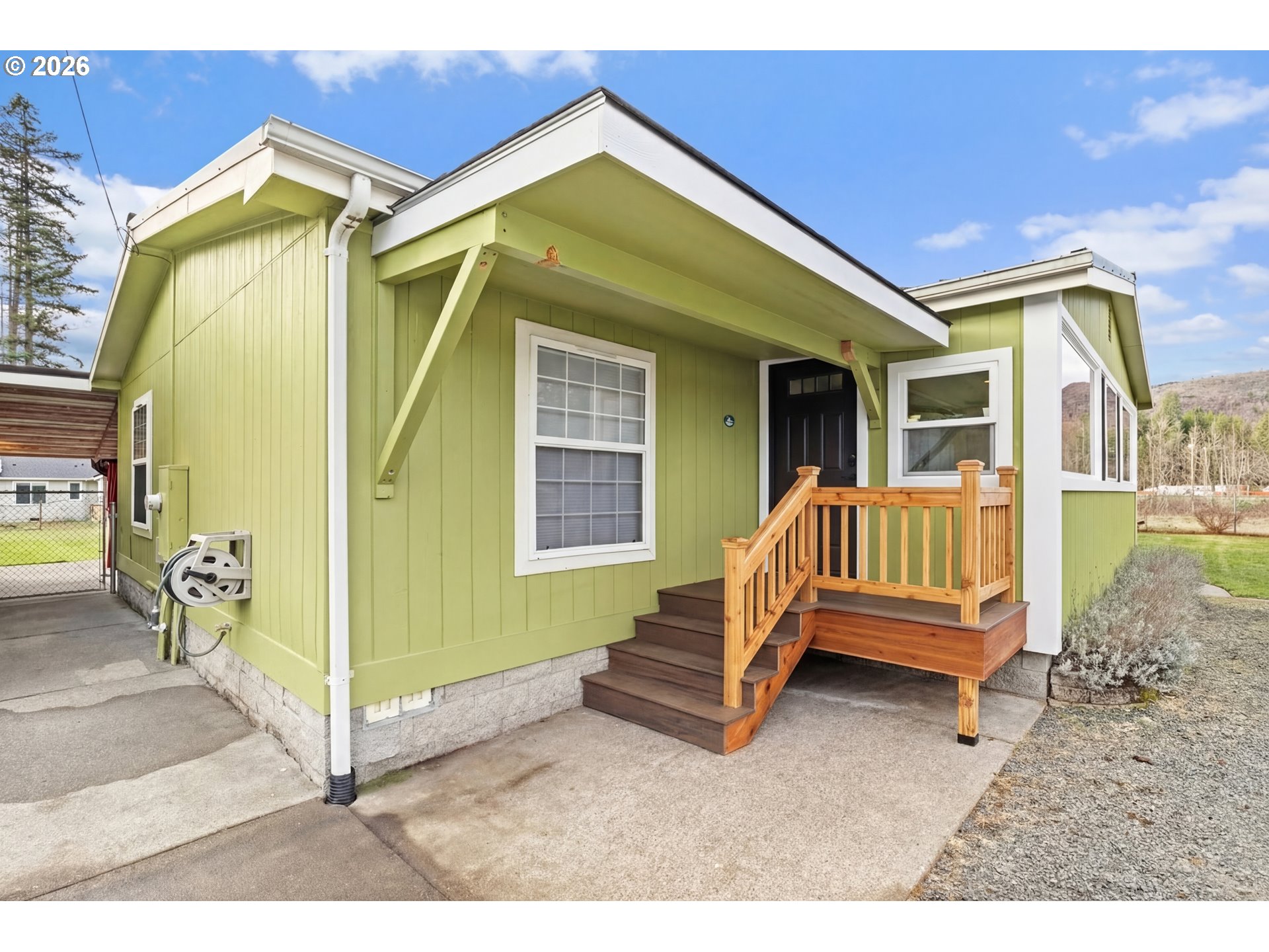 128 Louisa St Property Photo 4