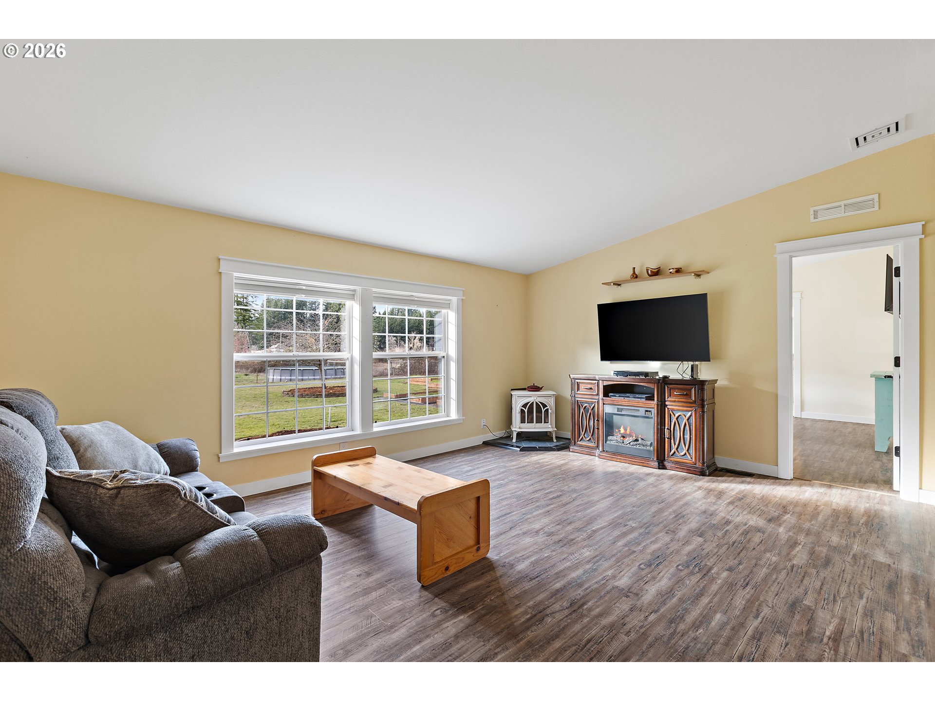 128 Louisa St Property Photo 7