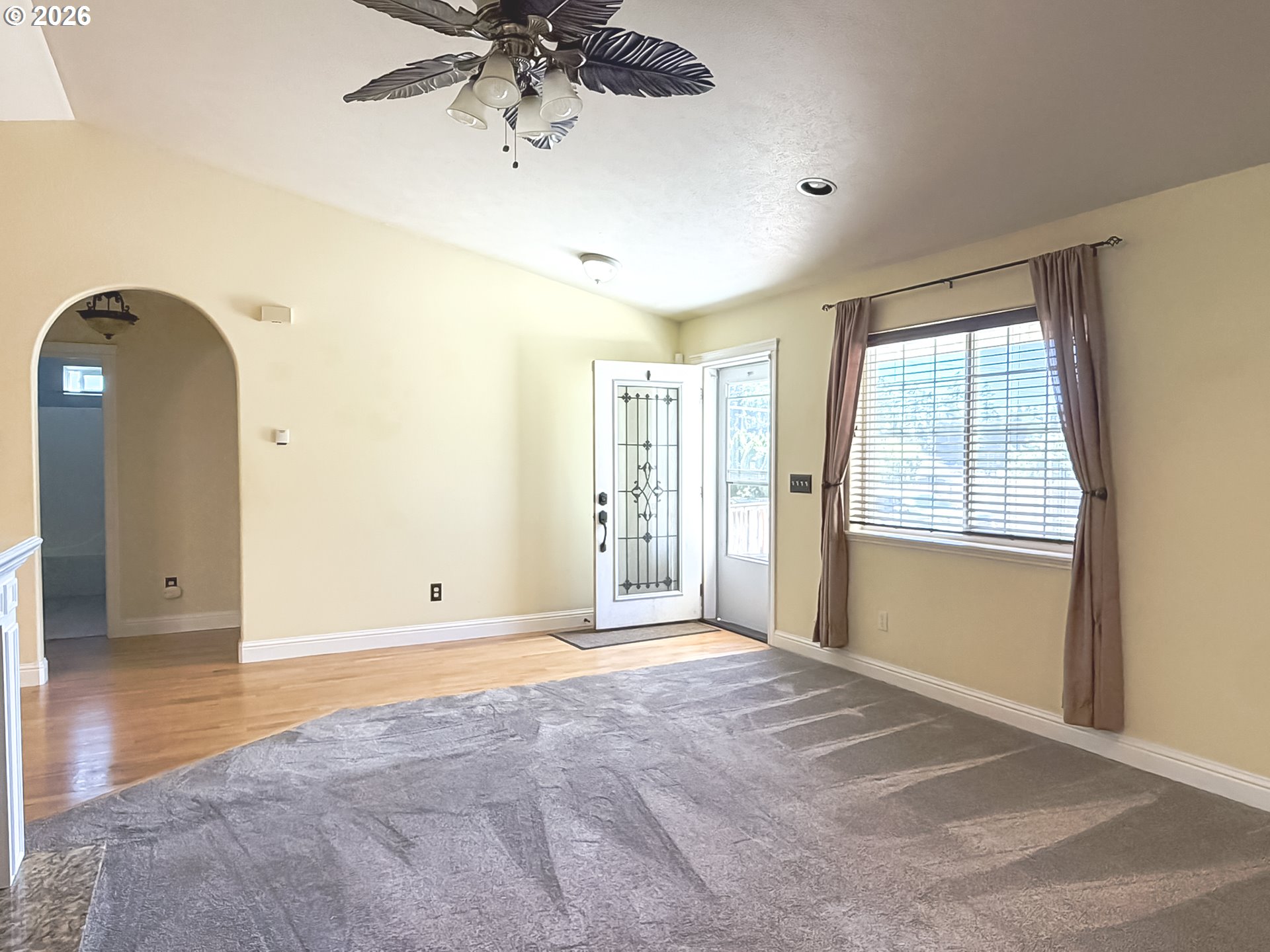 912 Easy St Property Photo 3