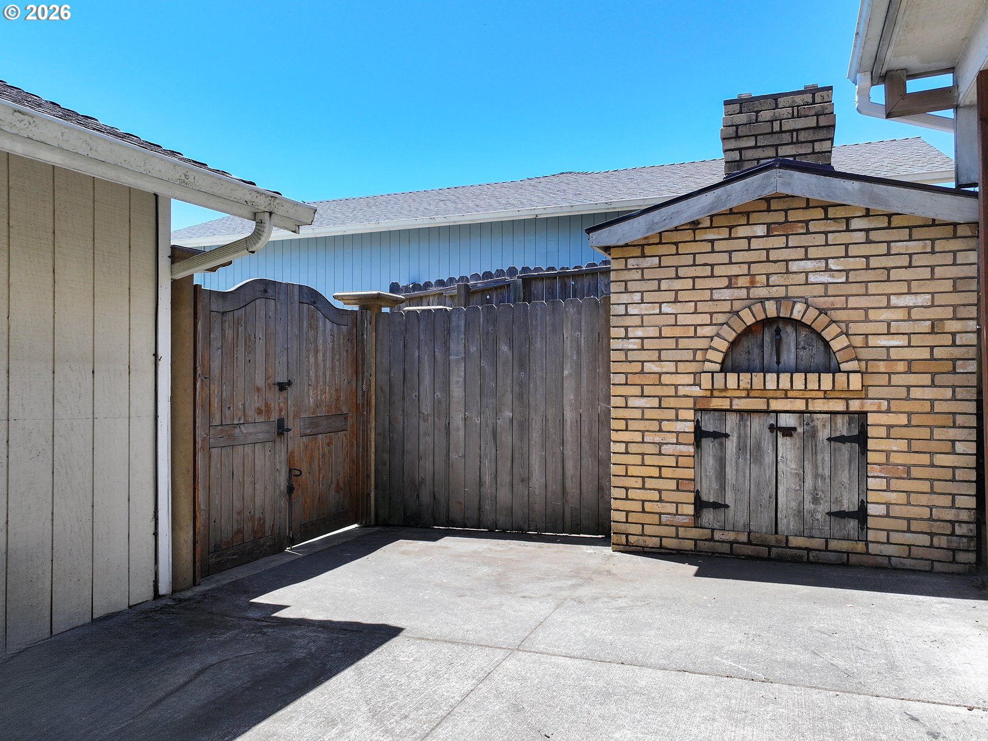 912 Easy St Property Photo 35