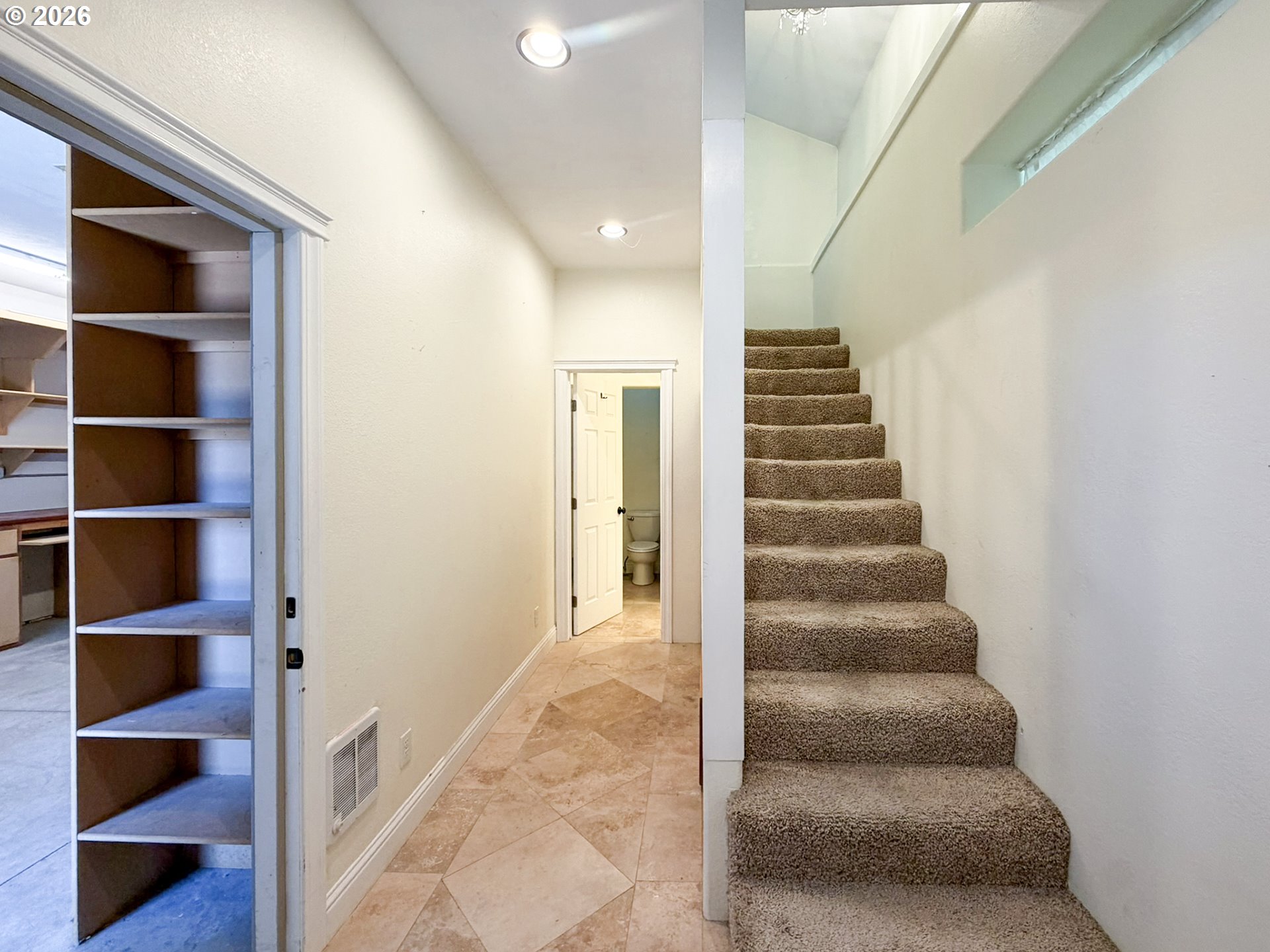 912 Easy St Property Photo 39