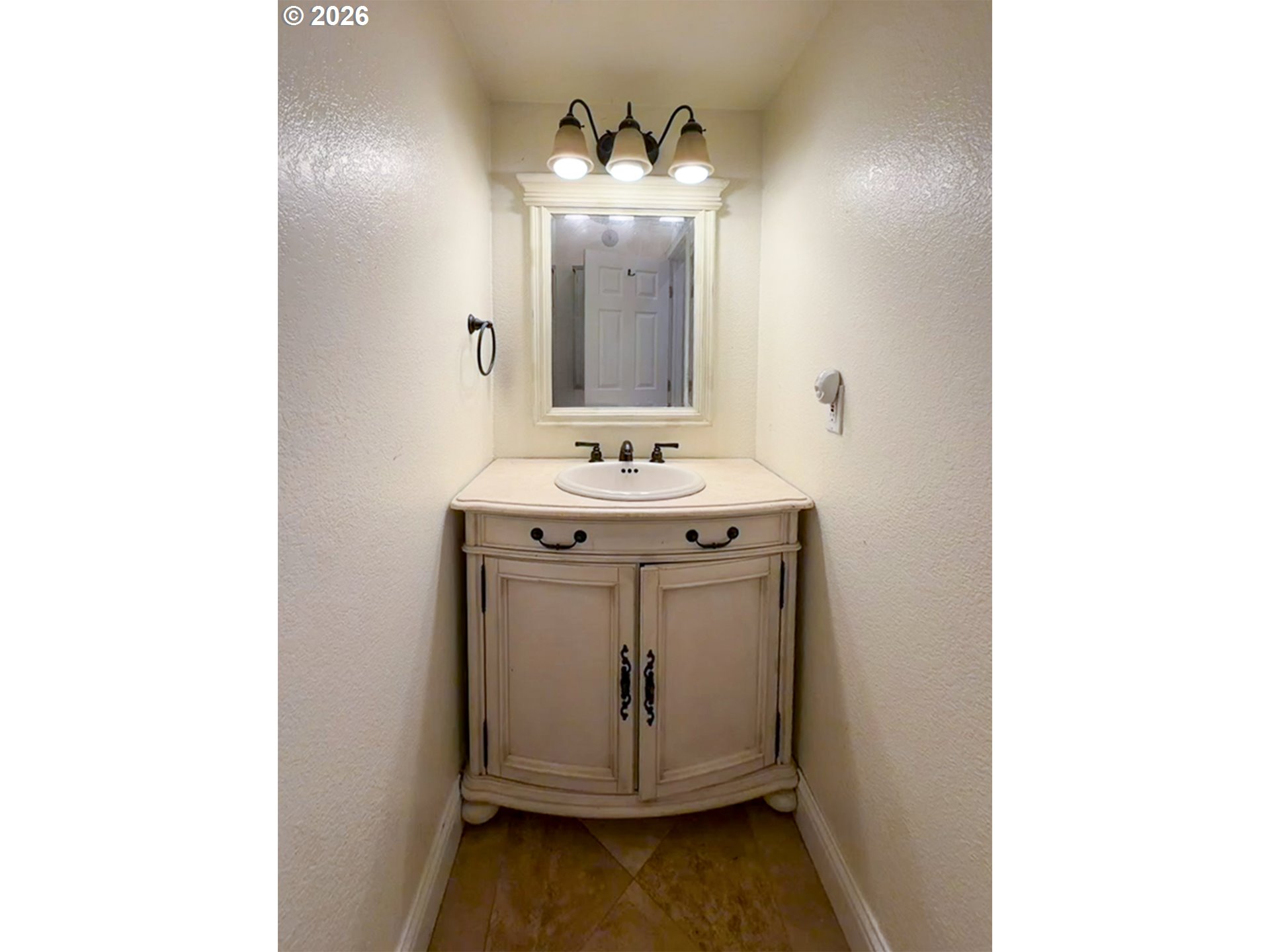 912 Easy St Property Photo 40