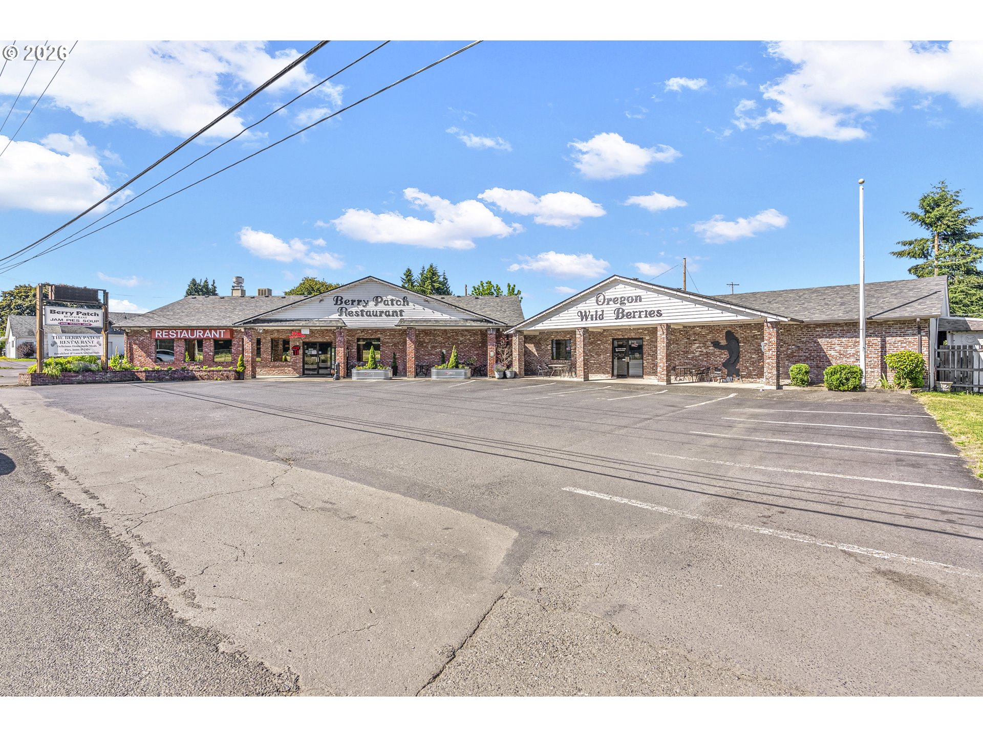 49289 Highway 30 Property Photo 2