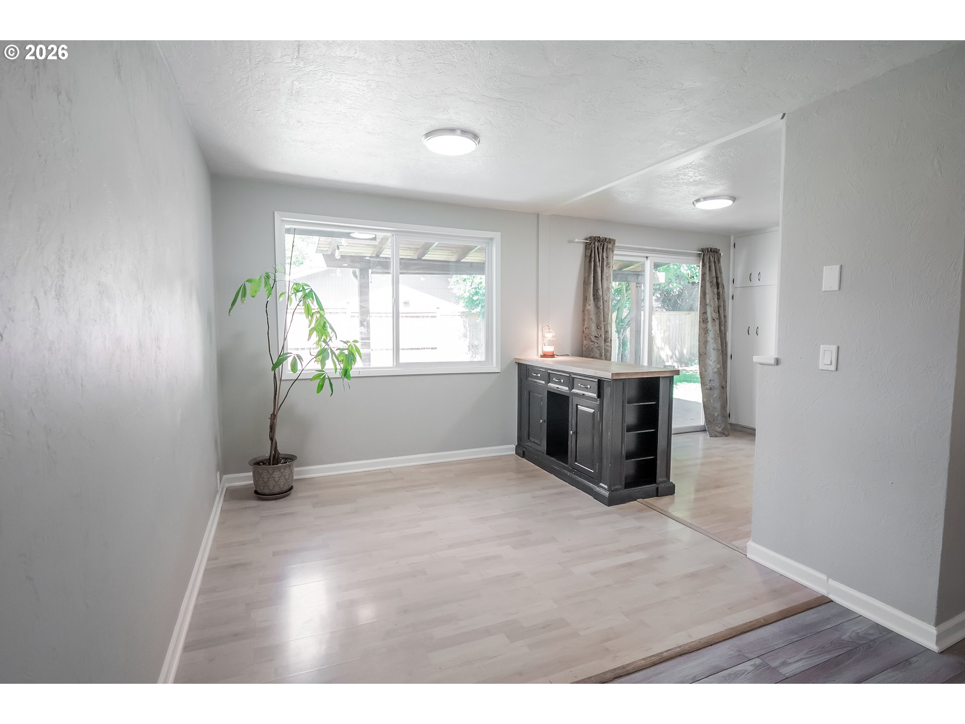 3703 Peppertree Dr Property Photo 7