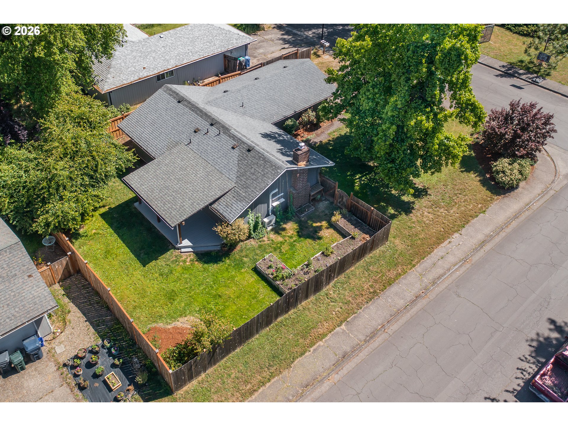 3703 Peppertree Dr Property Photo 31