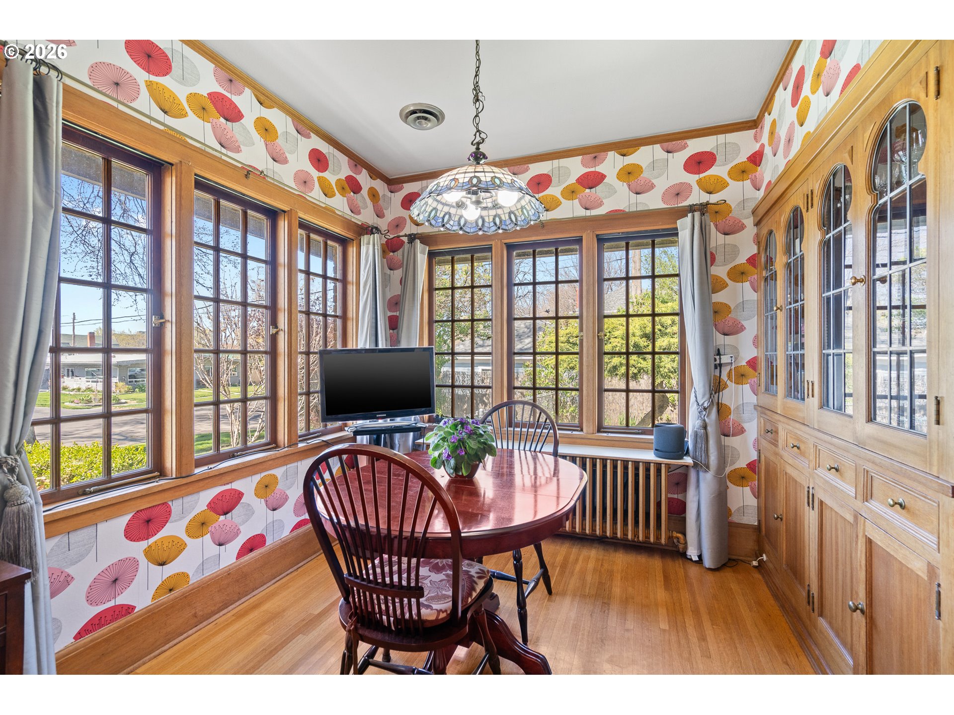 247 4th St Property Photo 19
