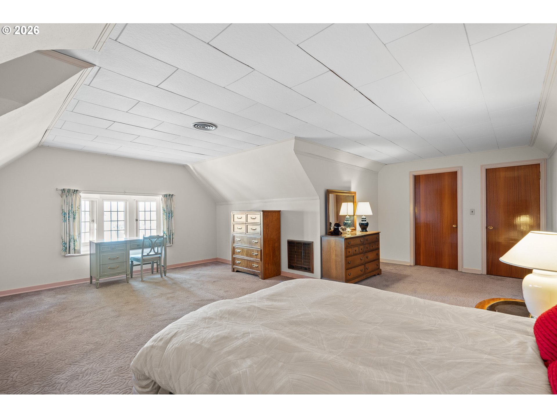 247 4th St Property Photo 30