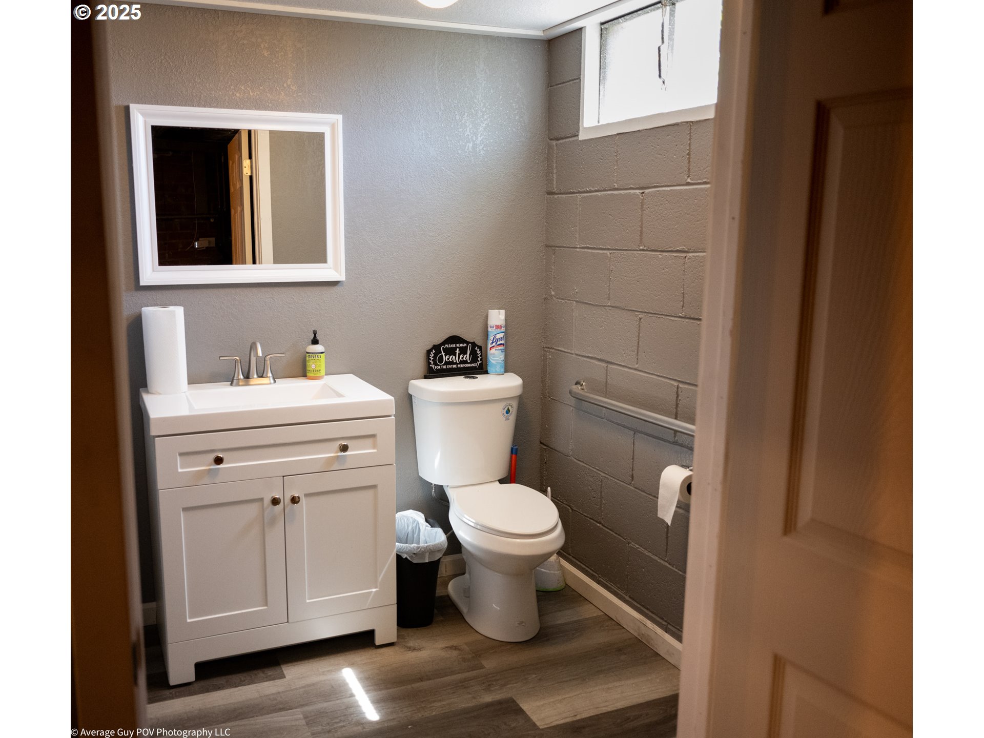 120 W Main St Property Photo 10