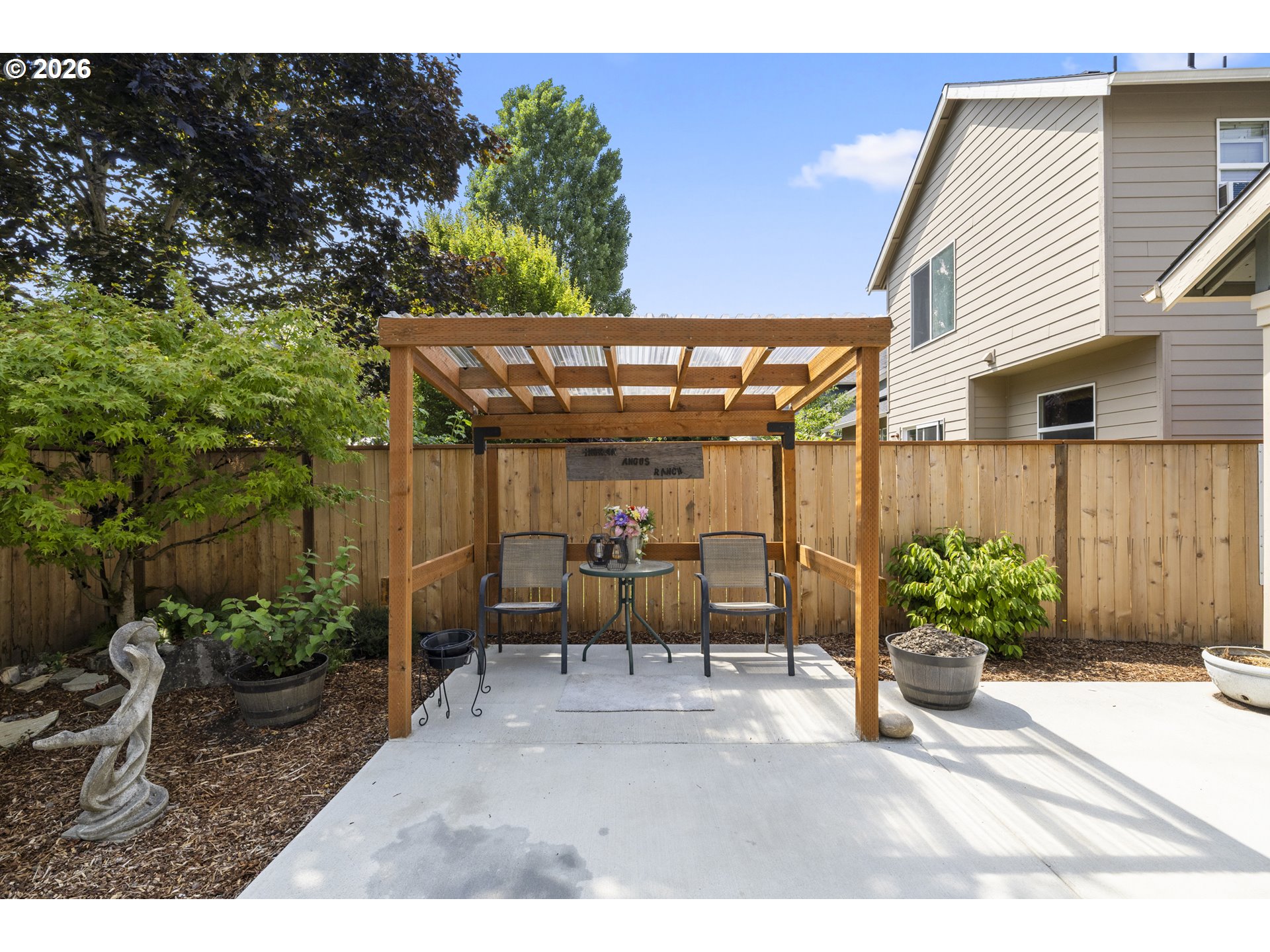 1334 34th Pl Property Photo 29