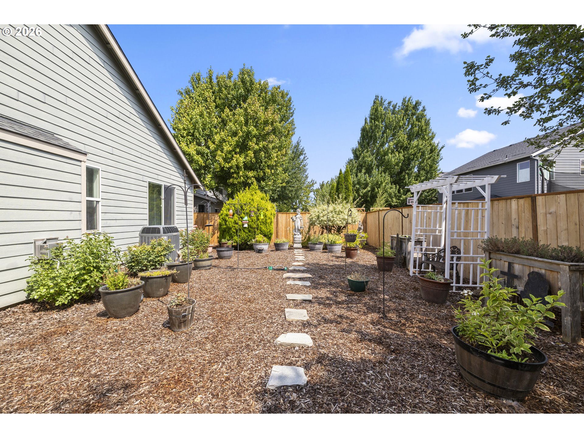 1334 34th Pl Property Photo 30
