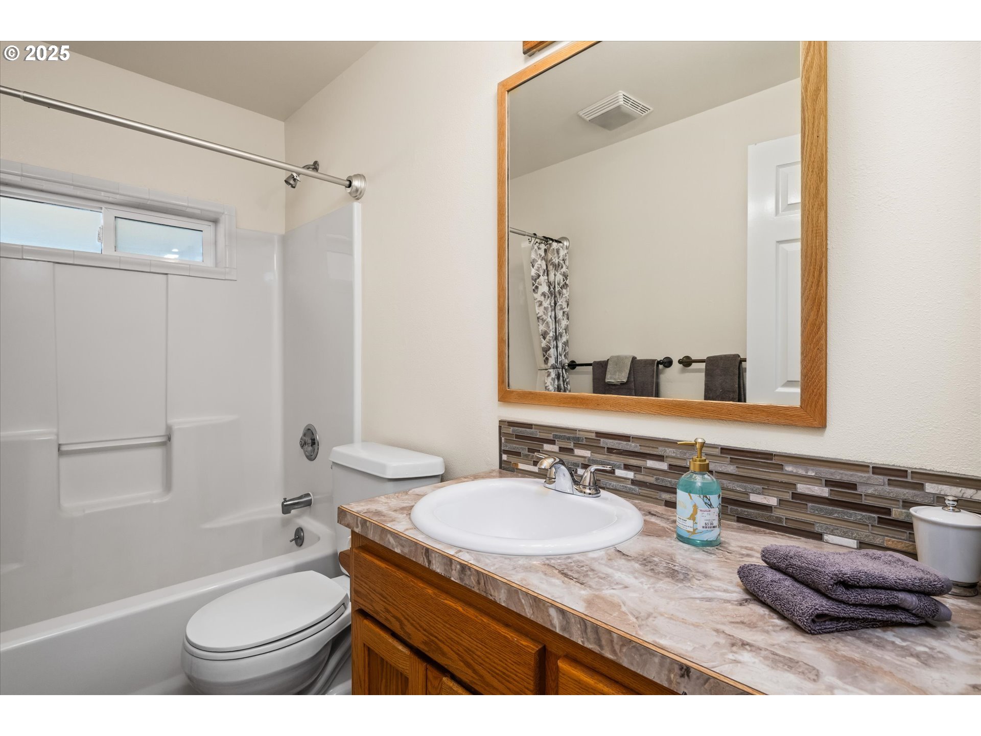 820 Park Ter Property Photo 22