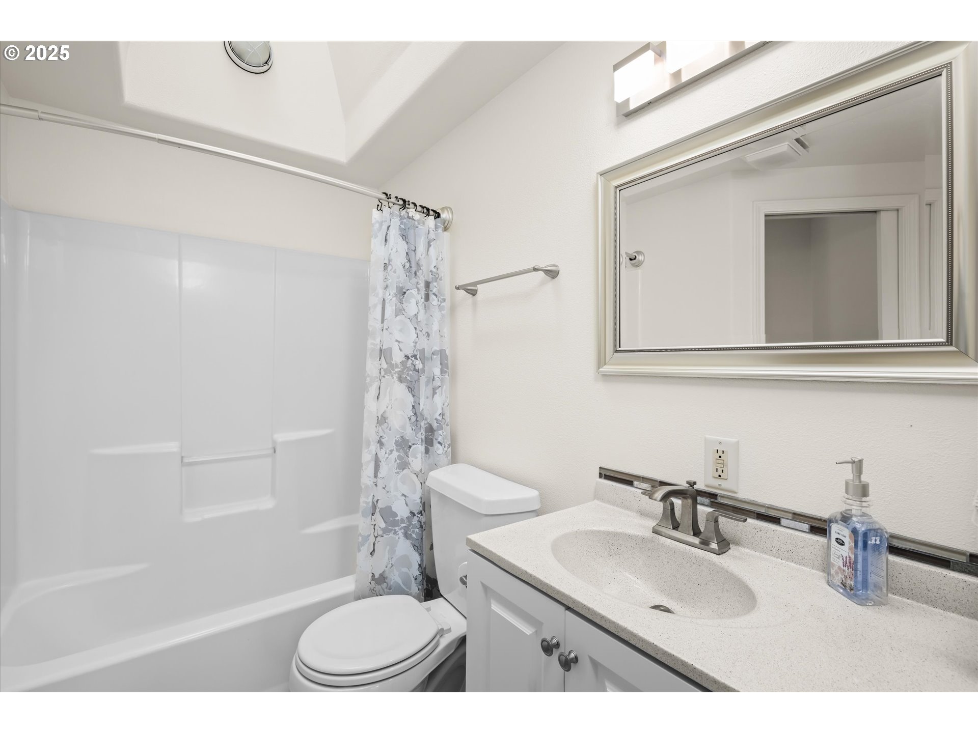 820 Park Ter Property Photo 29
