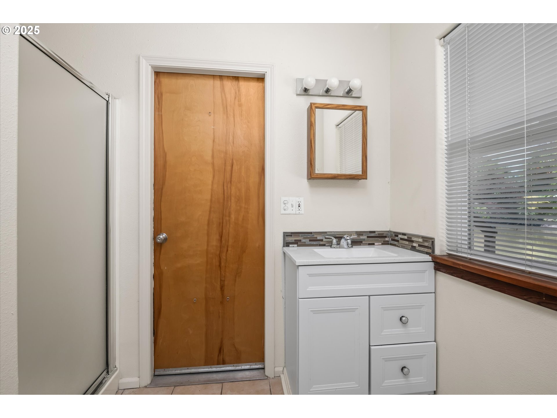820 Park Ter Property Photo 33