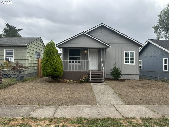 264 19TH AVE Property Photo 1