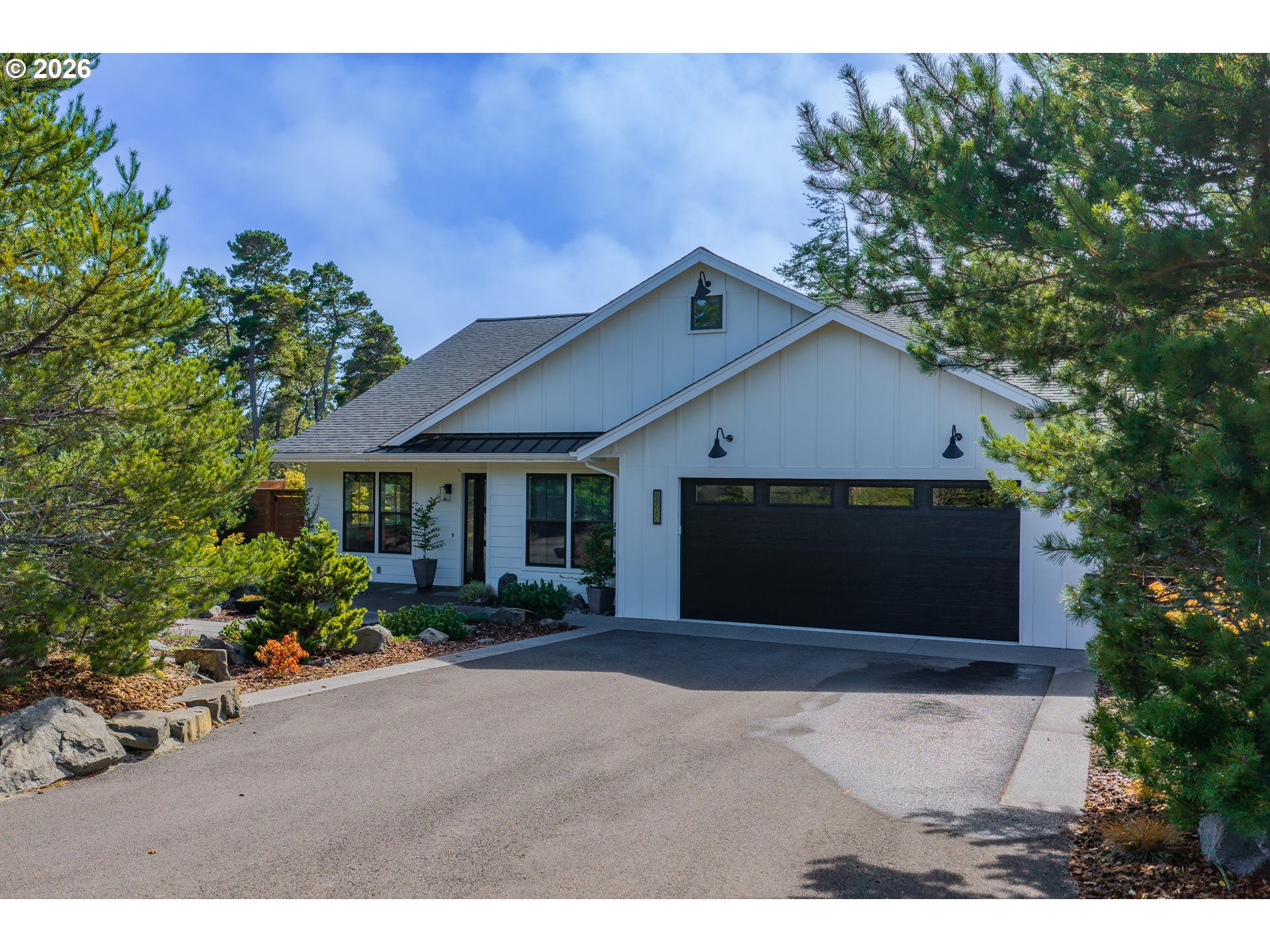 88060 Lake Point Dr Property Photo 1
