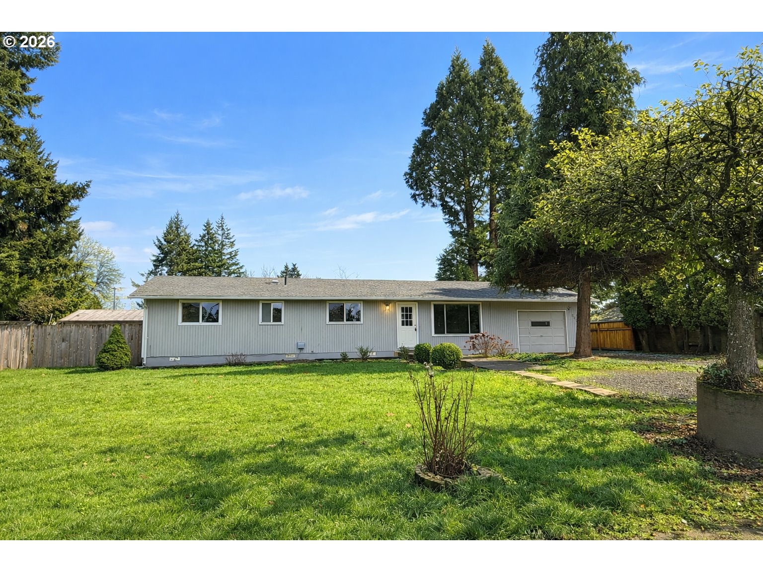 200 Roth St Property Photo 1