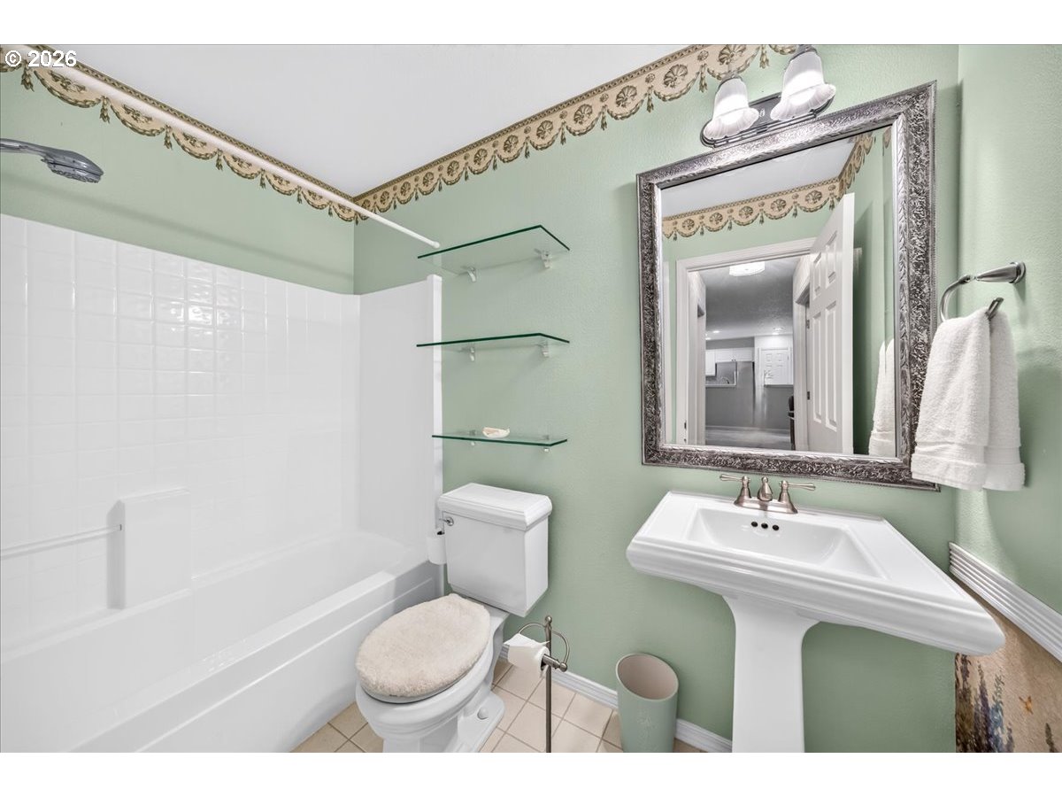 1733 Sw Harvey Way Property Photo 19
