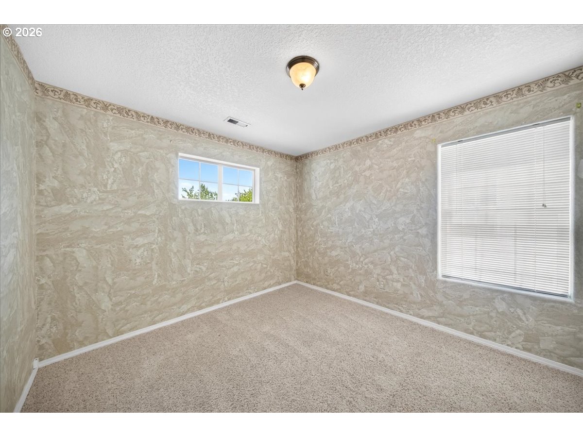 1733 Sw Harvey Way Property Photo 31