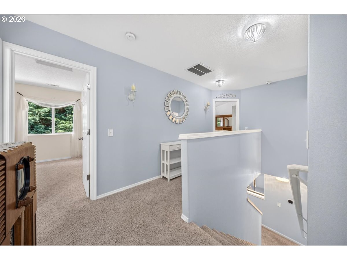 1733 Sw Harvey Way Property Photo 36