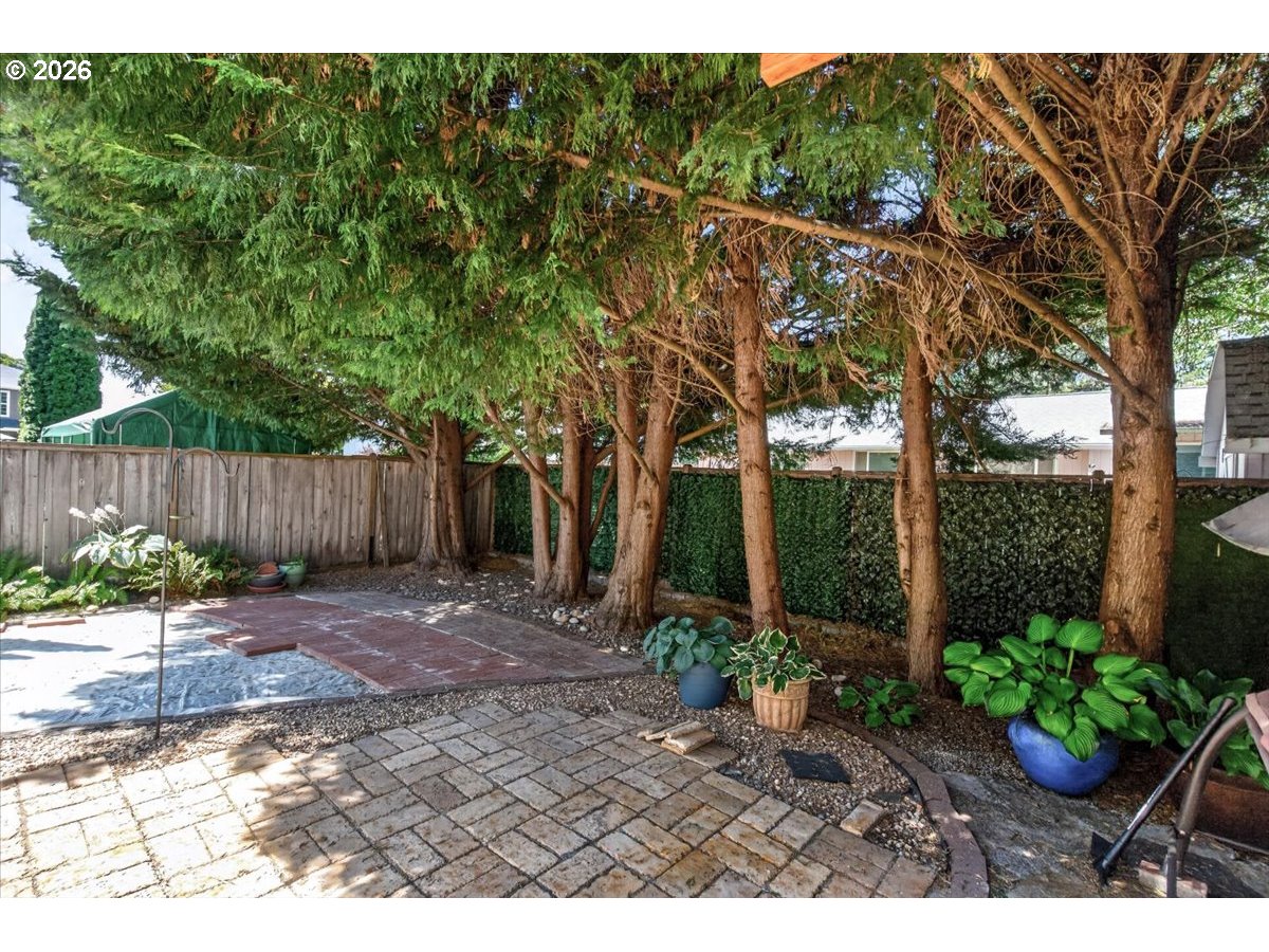 1733 Sw Harvey Way Property Photo 42