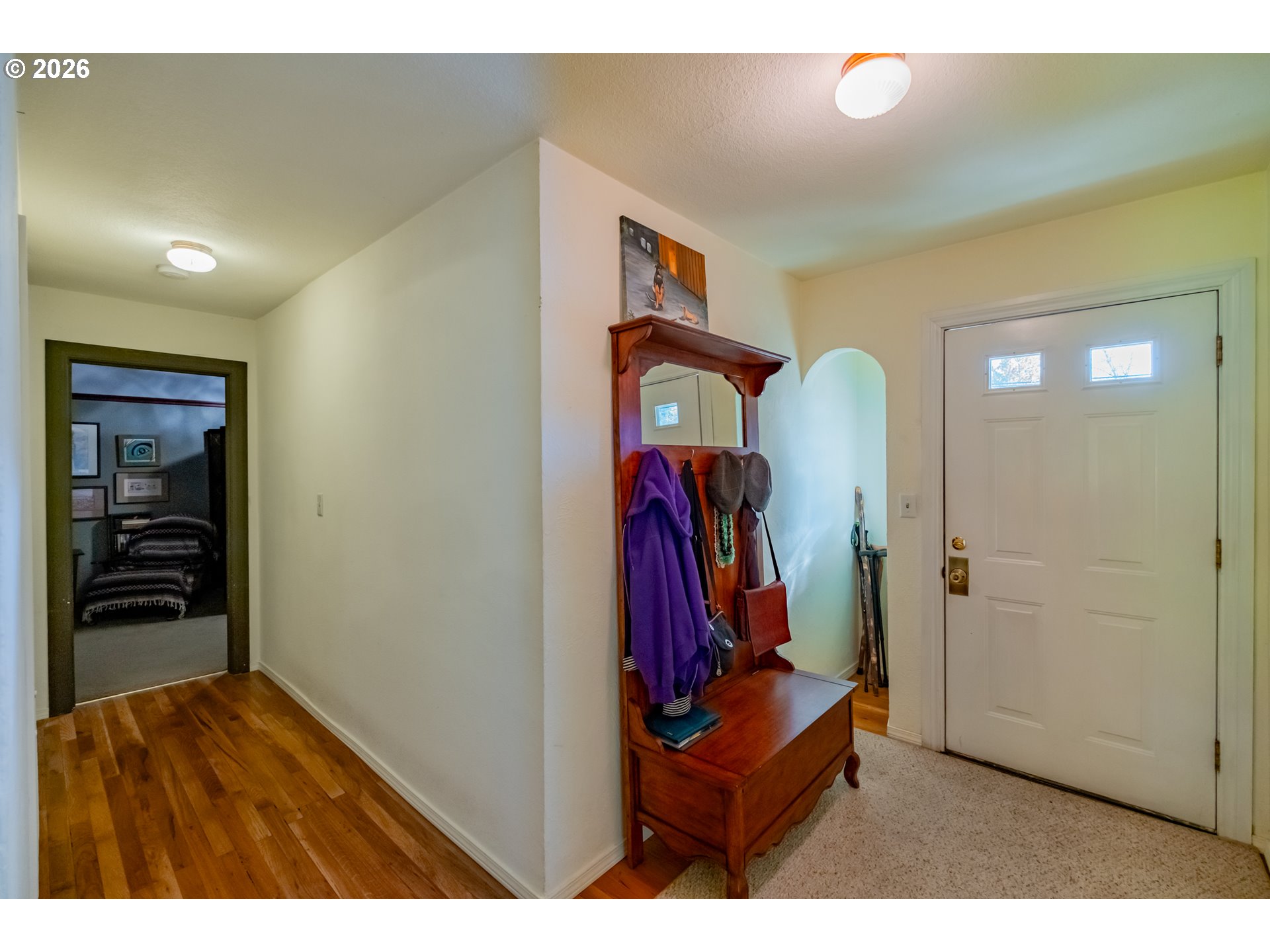 518 Oak Ter Property Photo 3