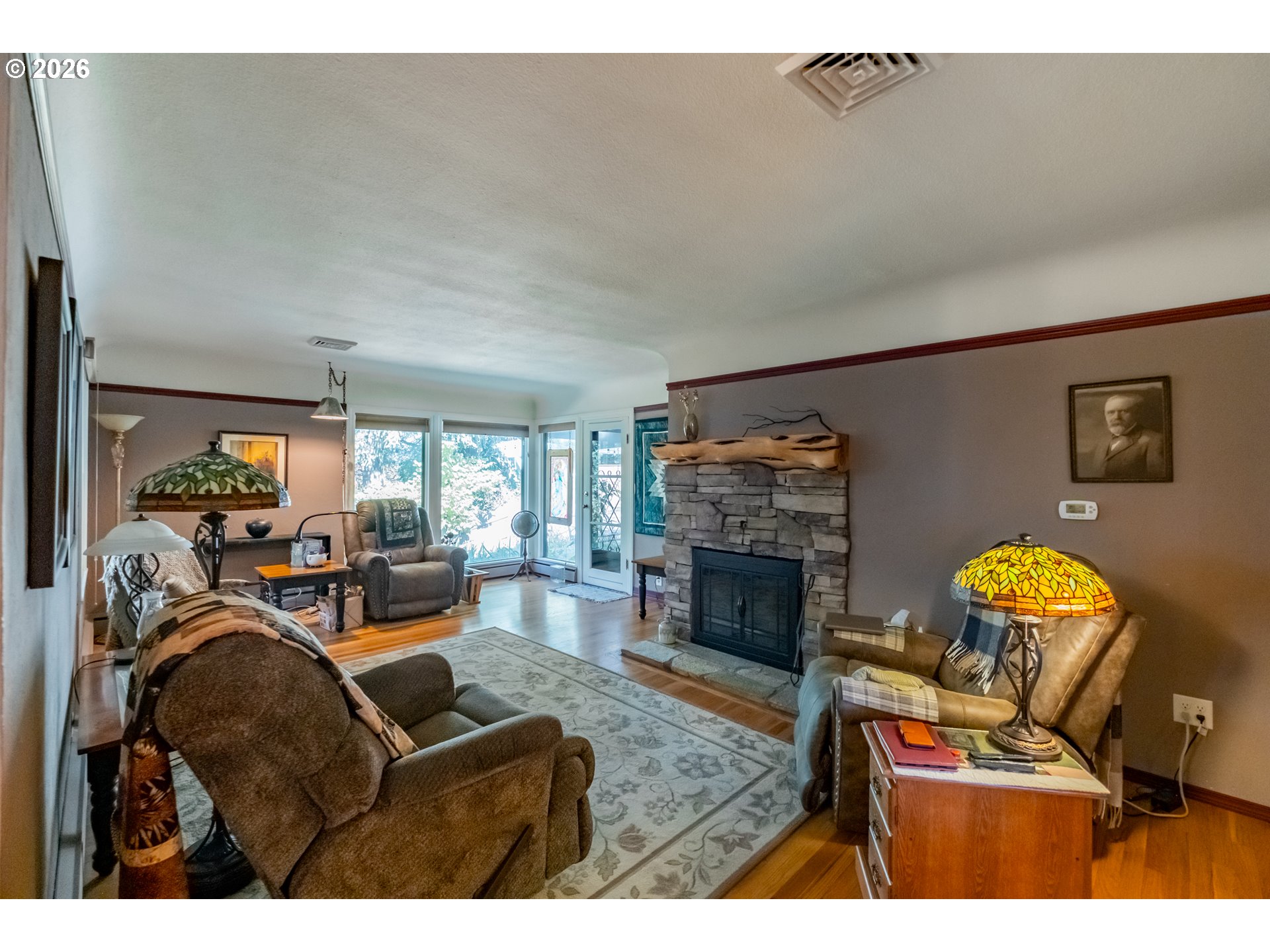 518 Oak Ter Property Photo 4
