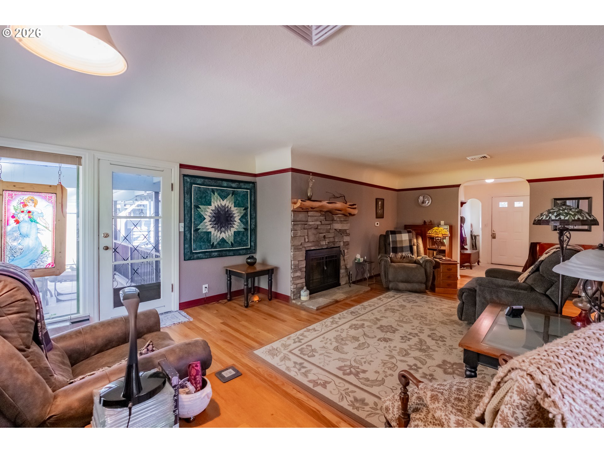 518 Oak Ter Property Photo 6