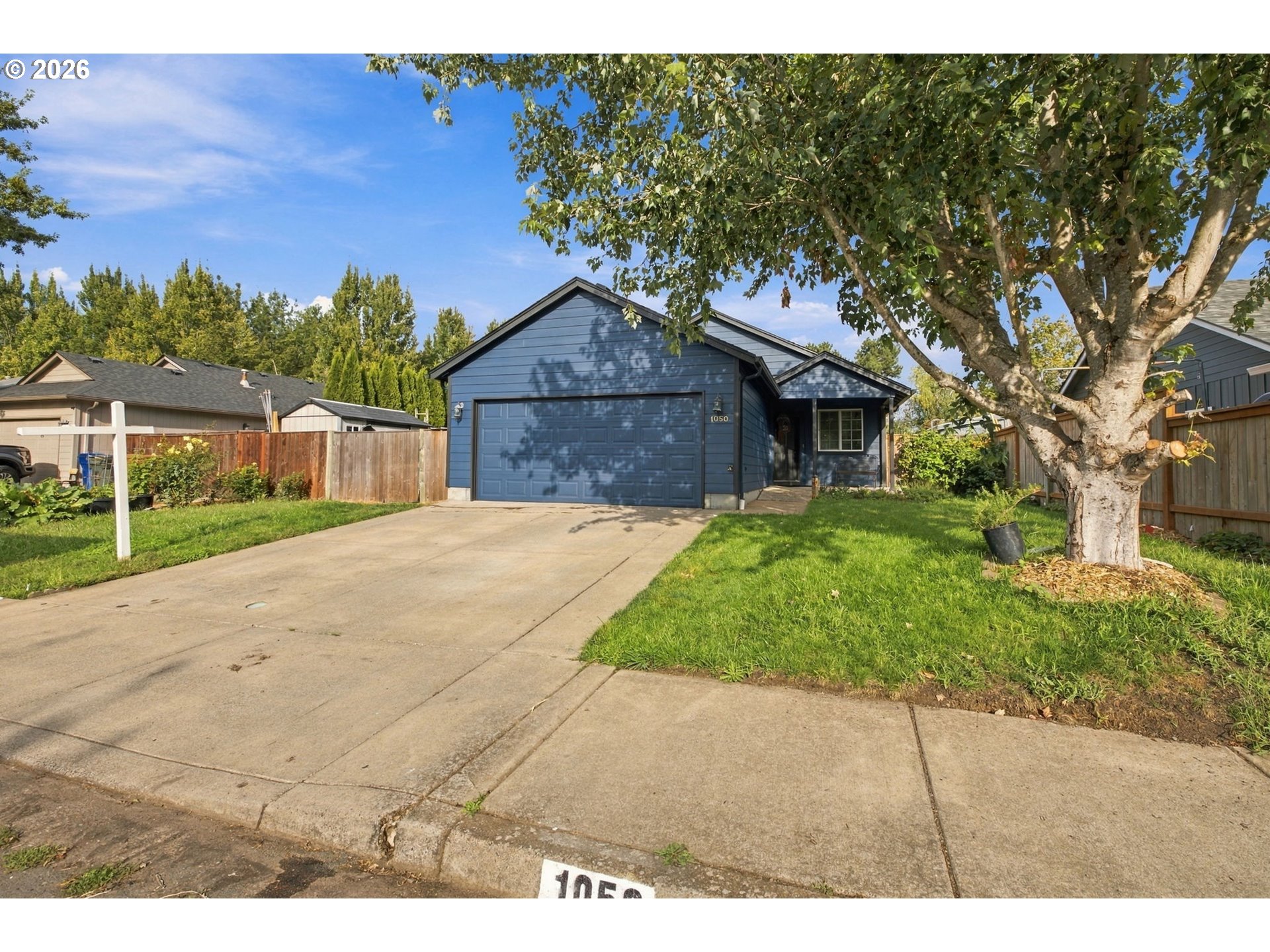 1050 Yew St Property Photo 1