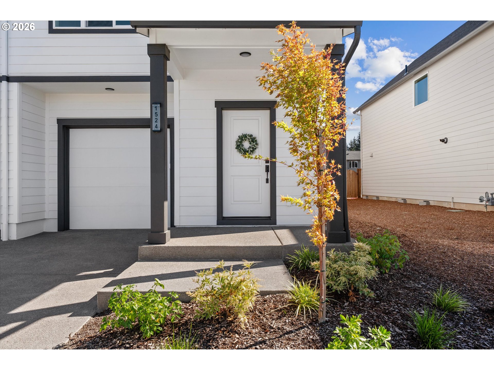 1524 Brown St Property Photo 2