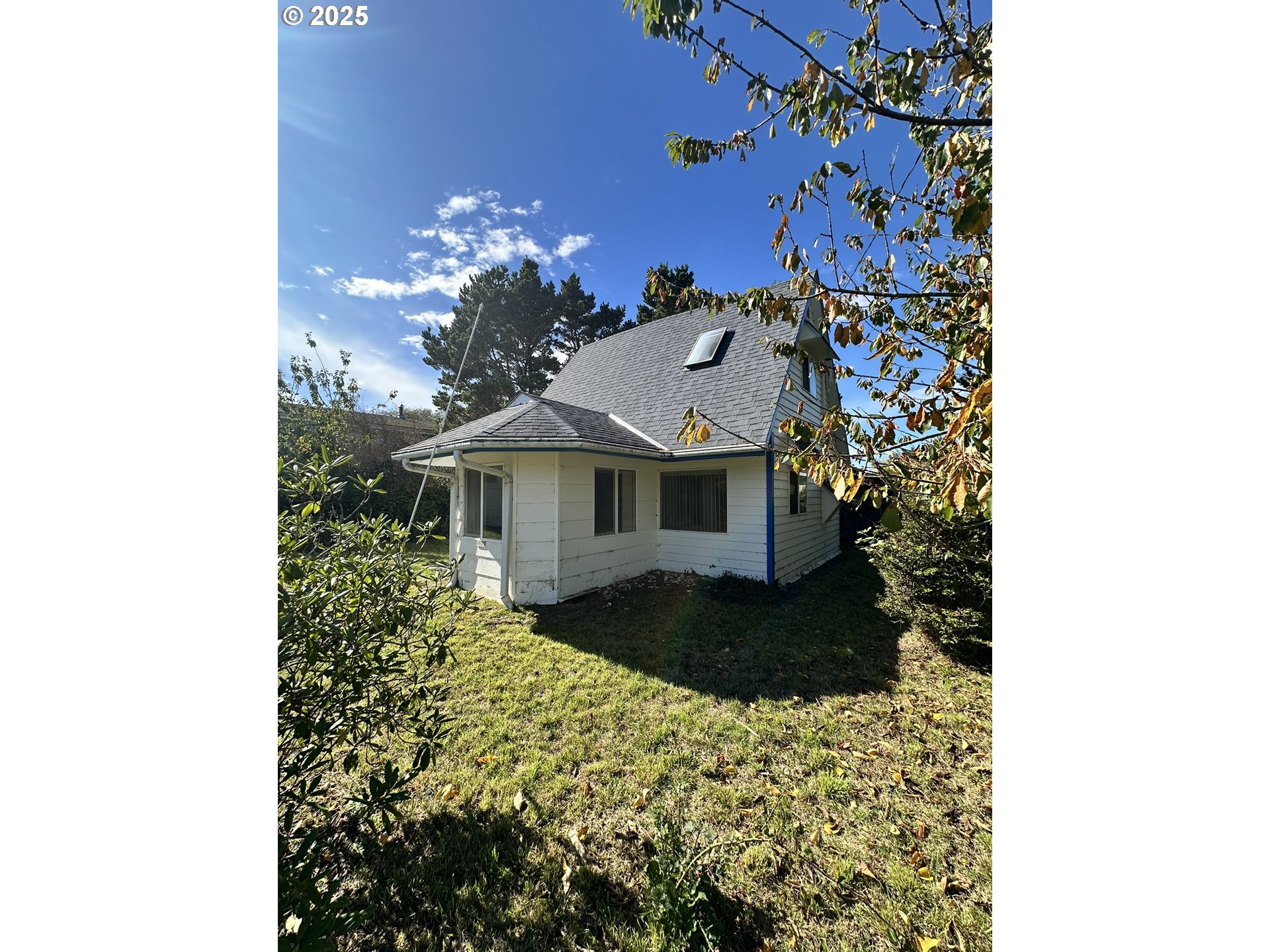 6835 SW GALLEY AVE