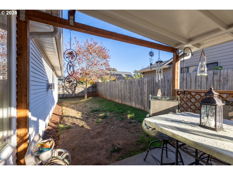 5728 Moonstone Loop Property Photo 7