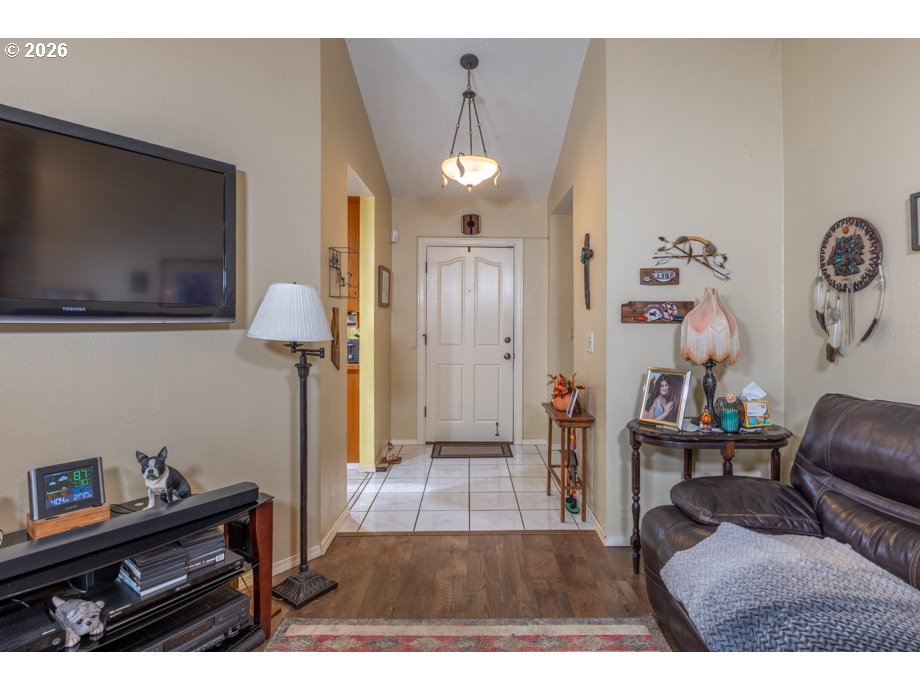 5728 Moonstone Loop Property Photo 17